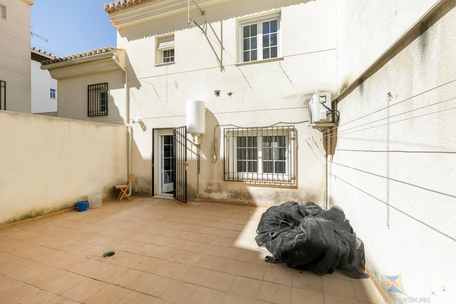 Venta de casa en Guevejar