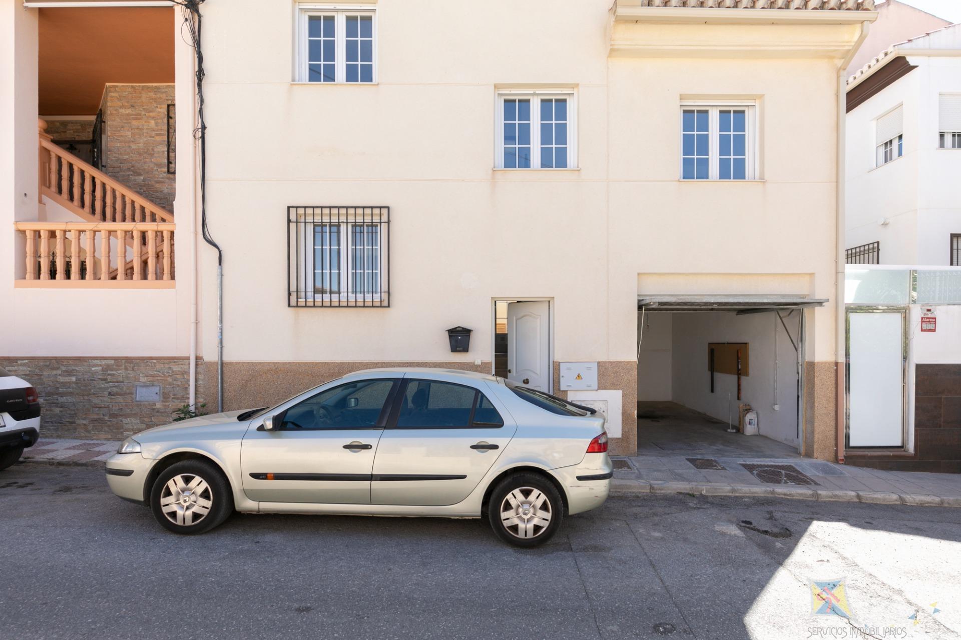 Venta de casa en Guevejar