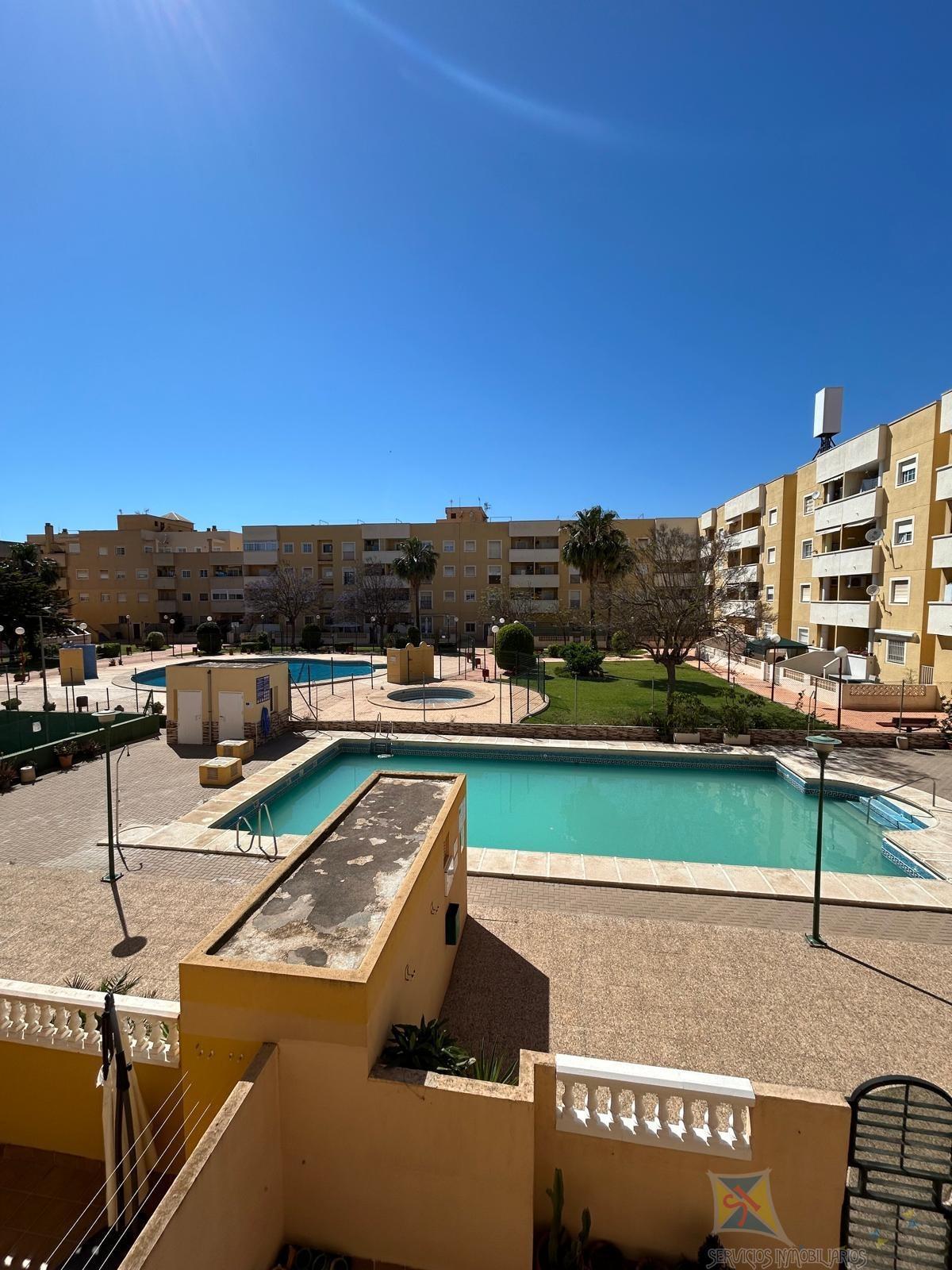 Venta de piso en Roquetas de Mar