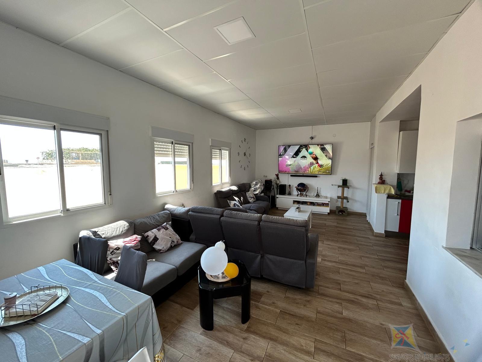 Venta de piso en Vícar