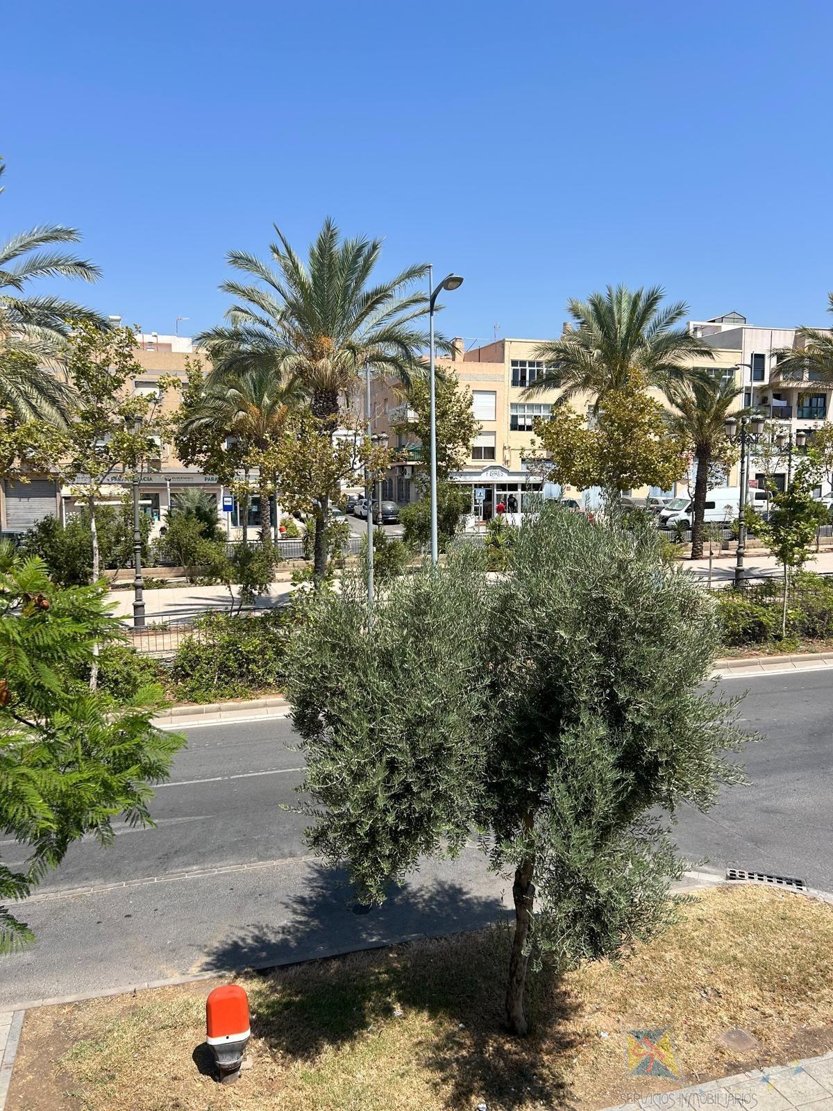 Venta de piso en Vícar