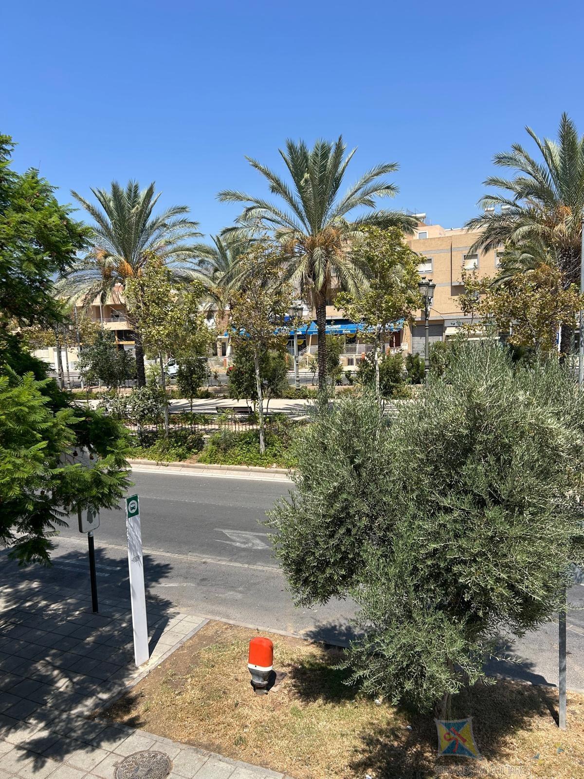 Venta de piso en Vícar