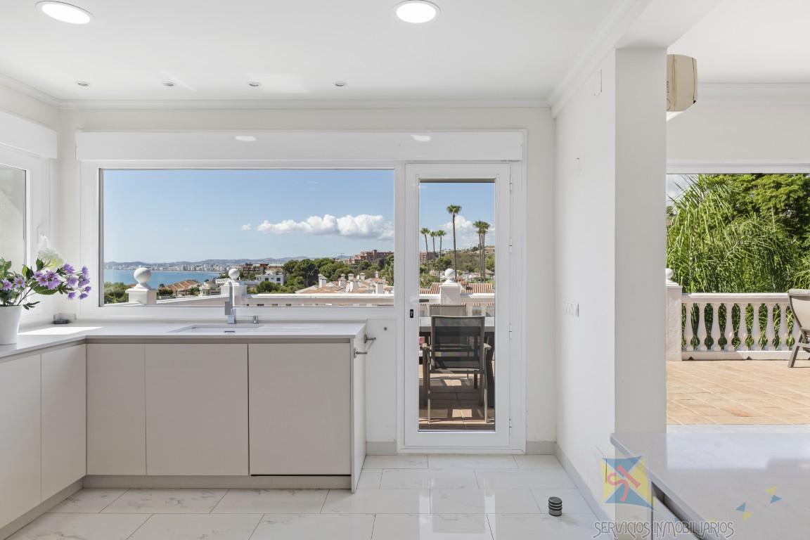 Venta de villa en Benalmádena