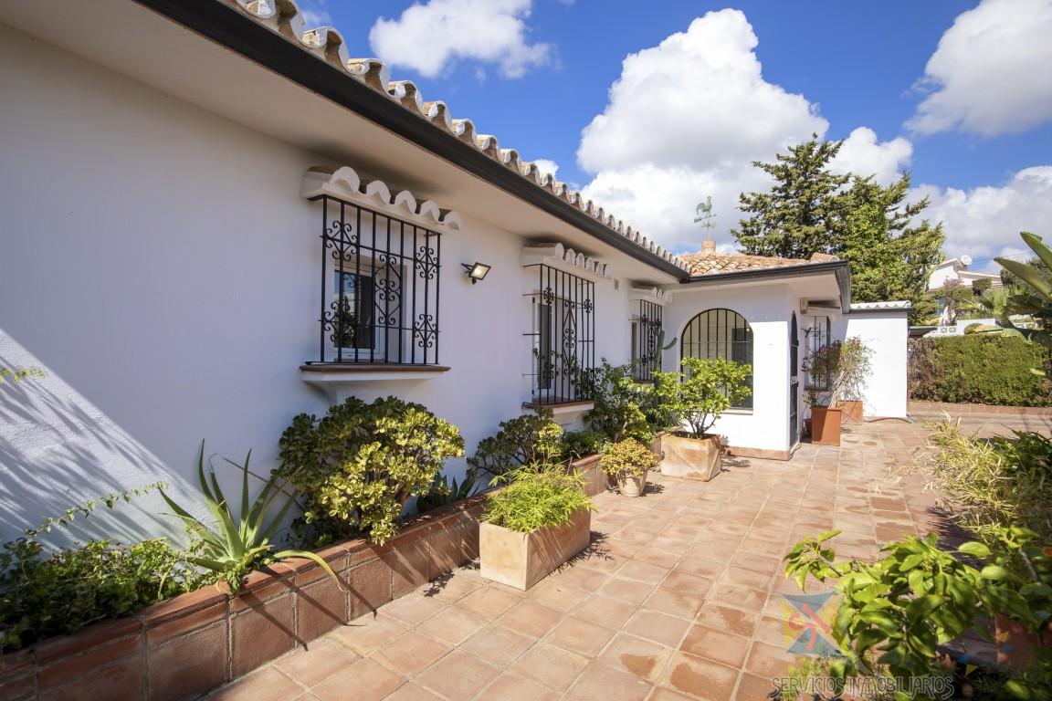 Venta de villa en Benalmádena