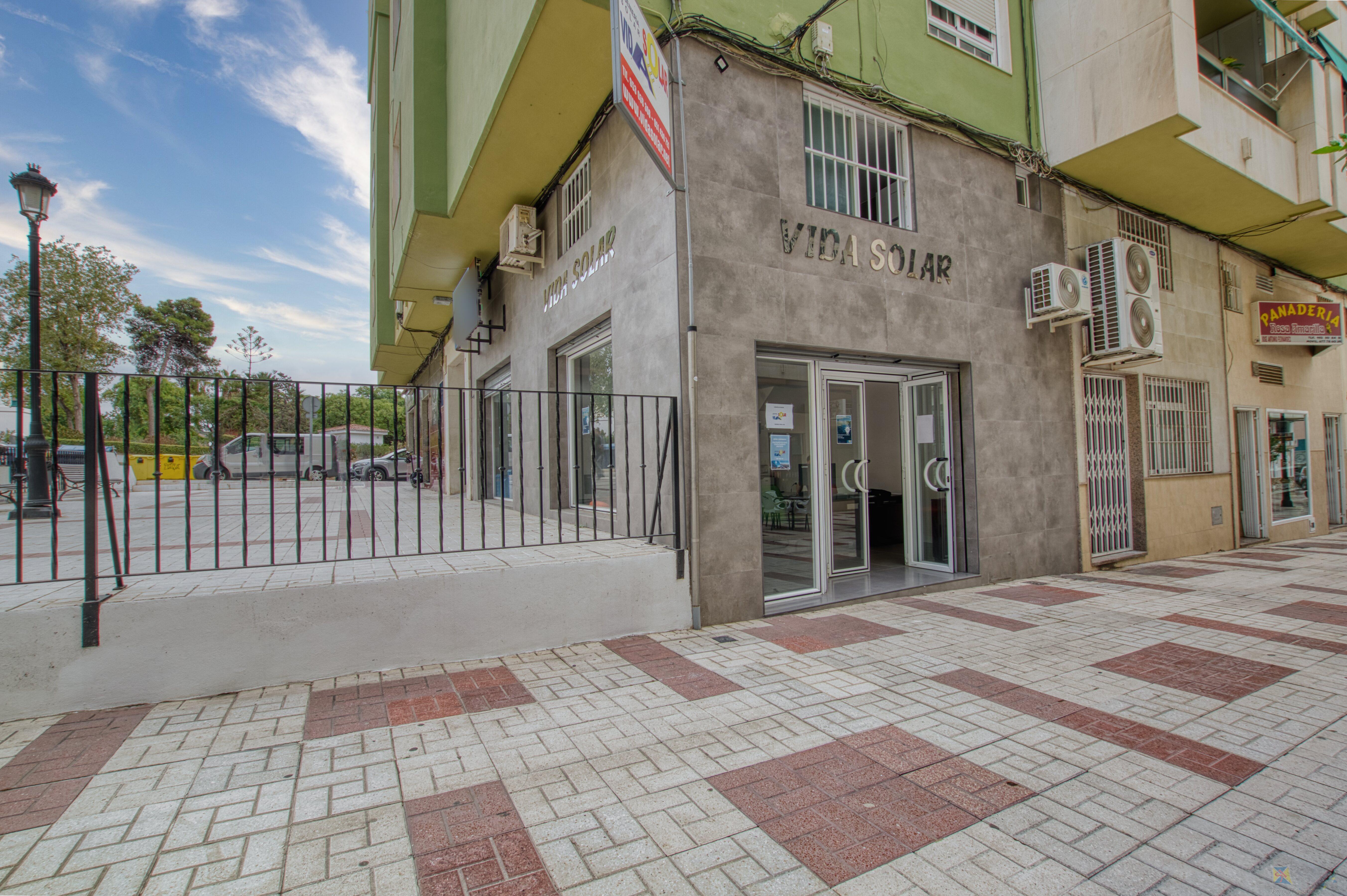 Venta de local en Vélez - Málaga