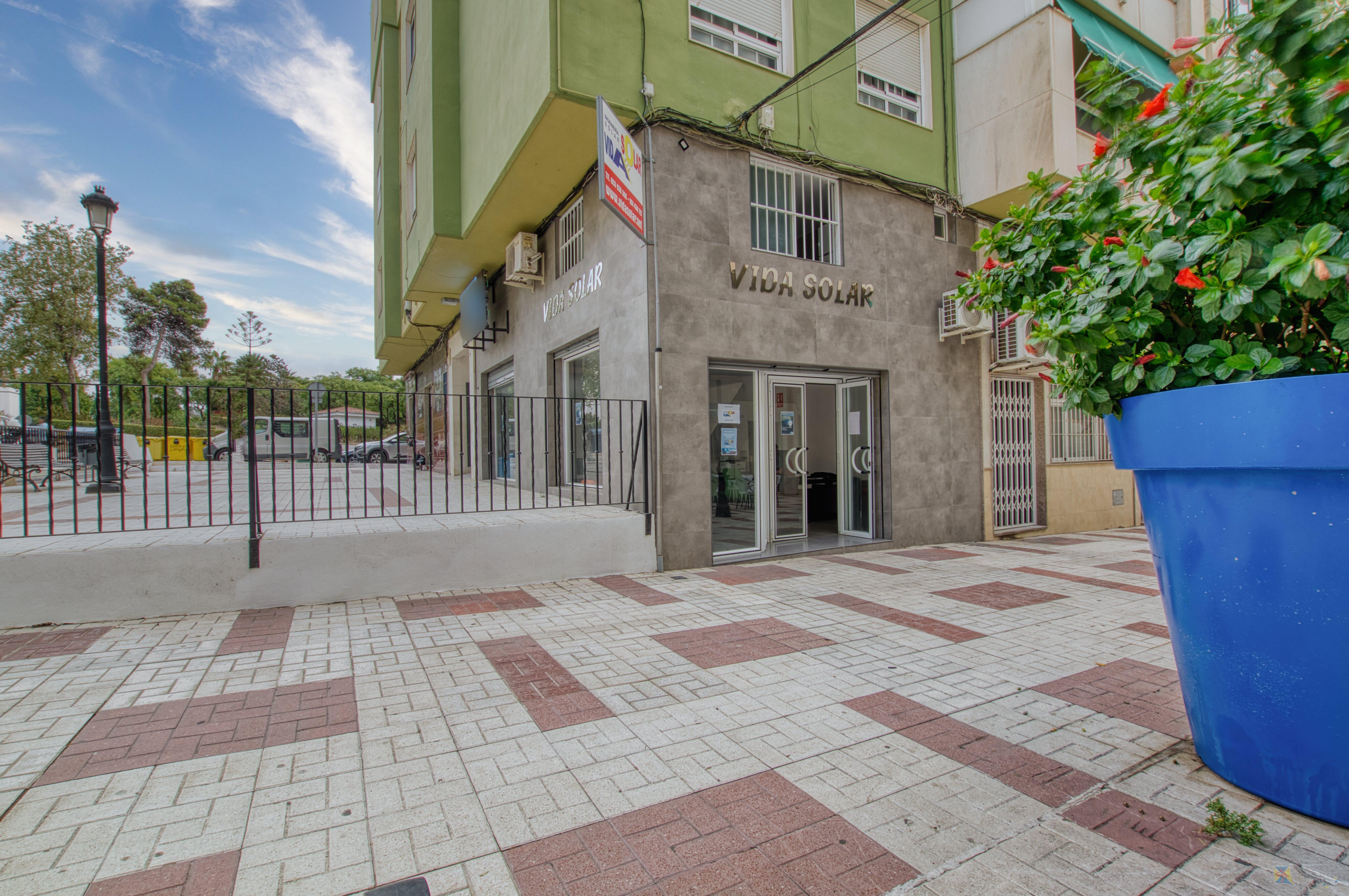 Venta de local en Vélez - Málaga