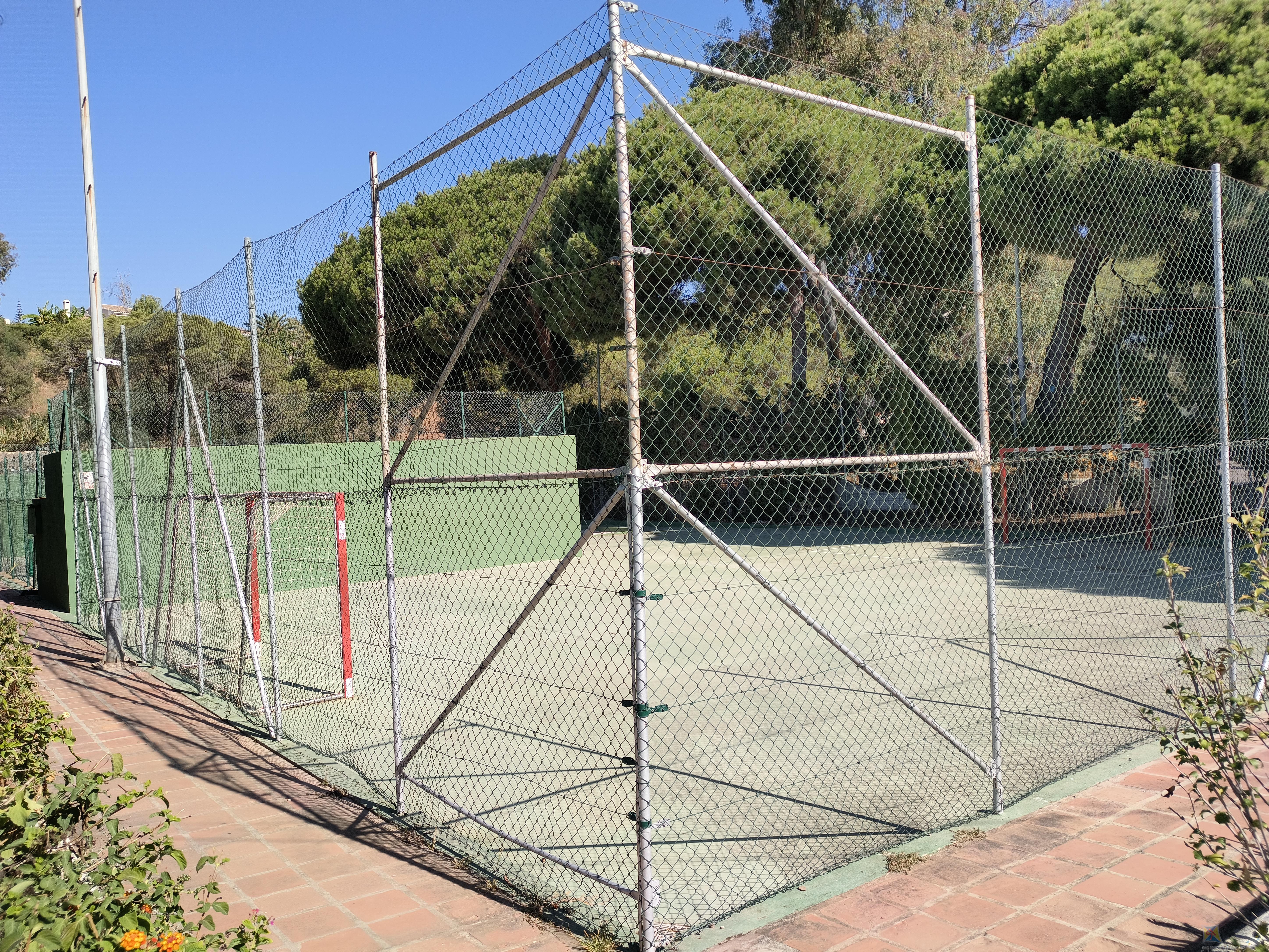 Venta de casa en Elviria