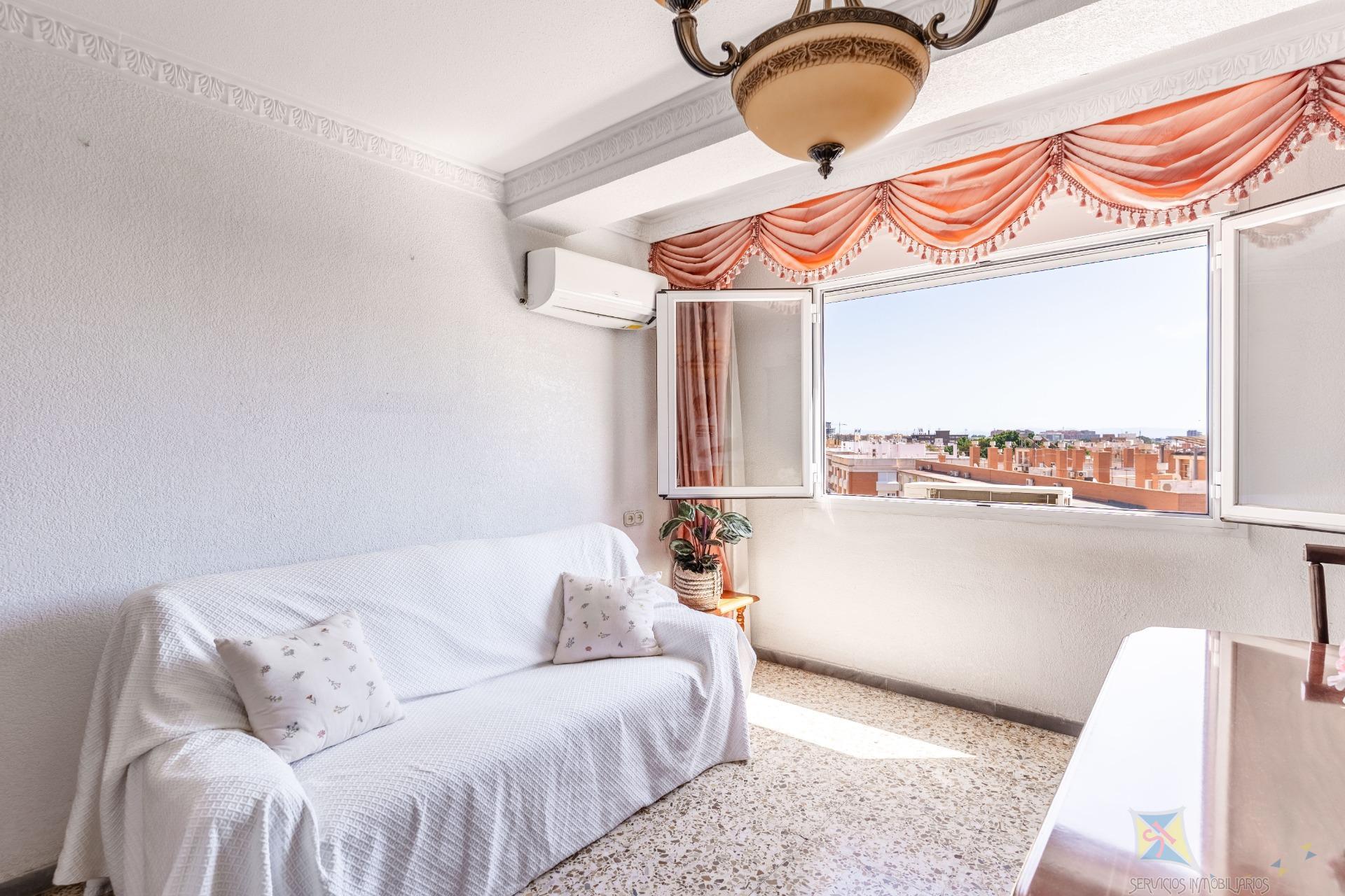 Venta de piso en Almería