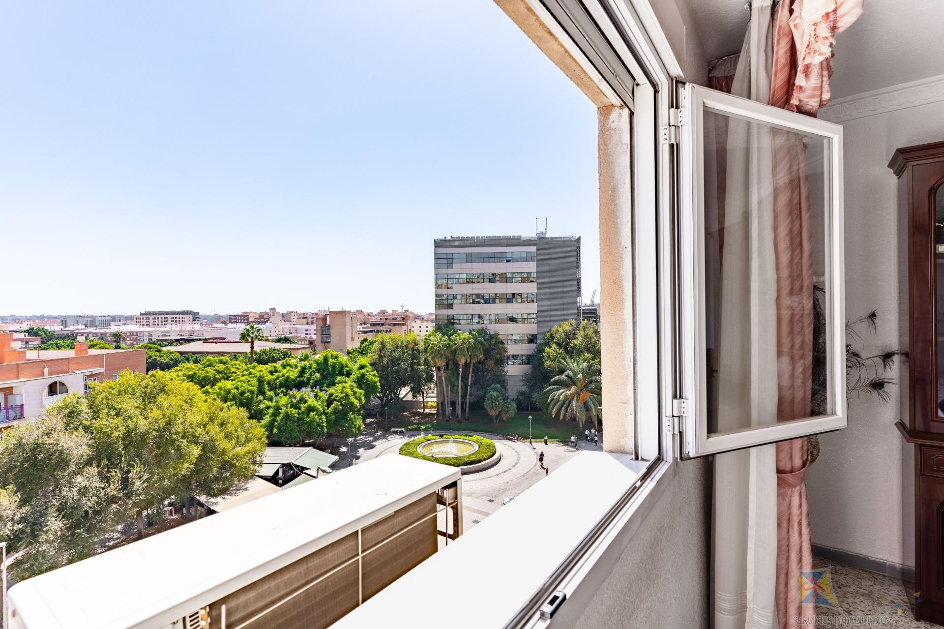 Venta de piso en Almería