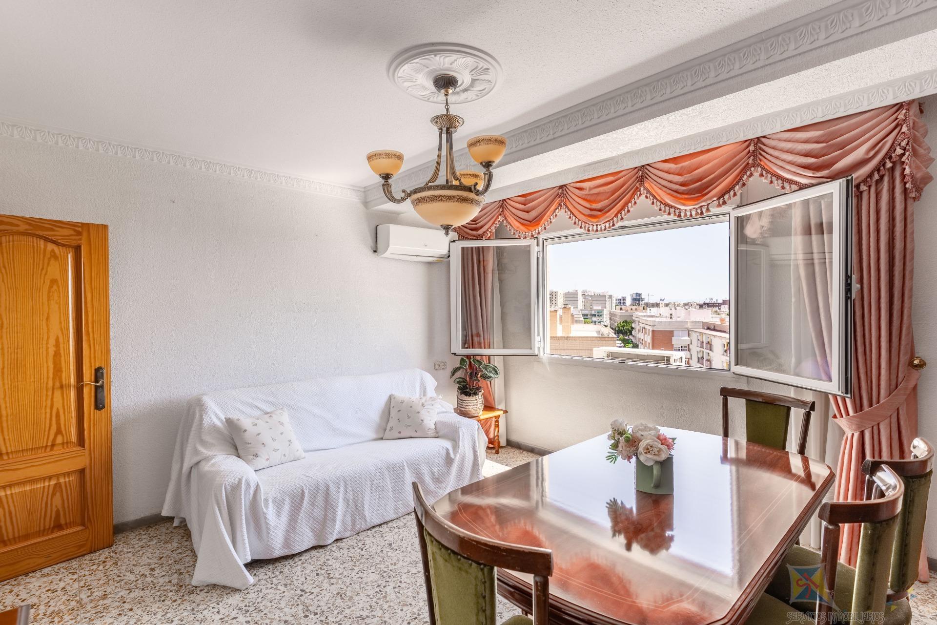 Venta de piso en Almería