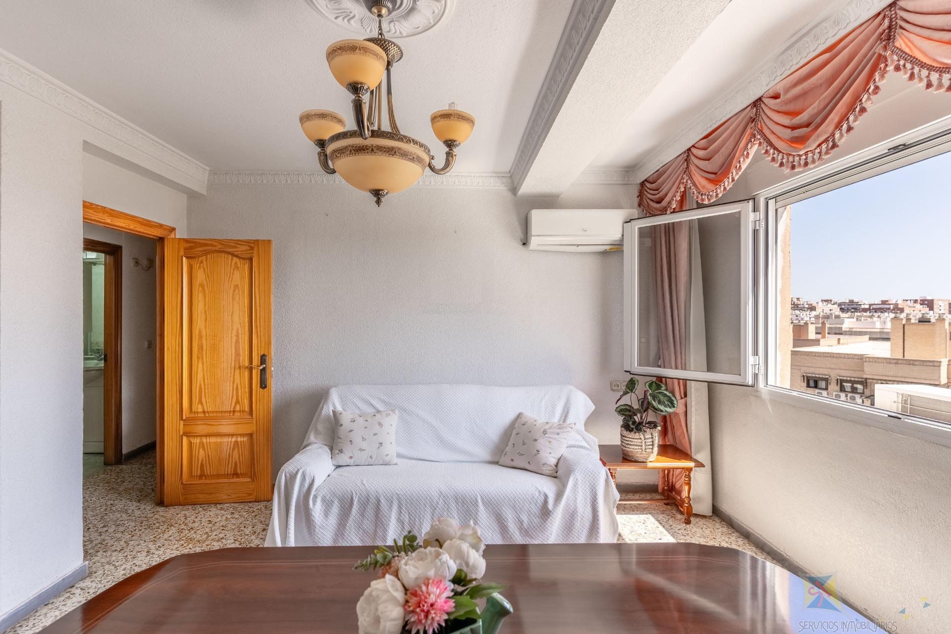 Venta de piso en Almería