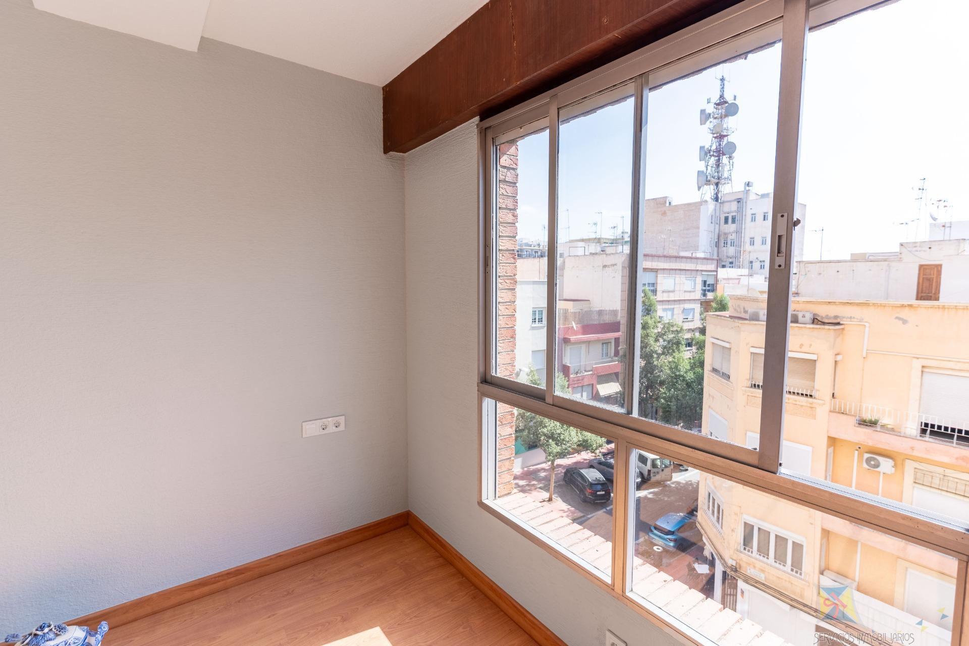 Venta de piso en Almería