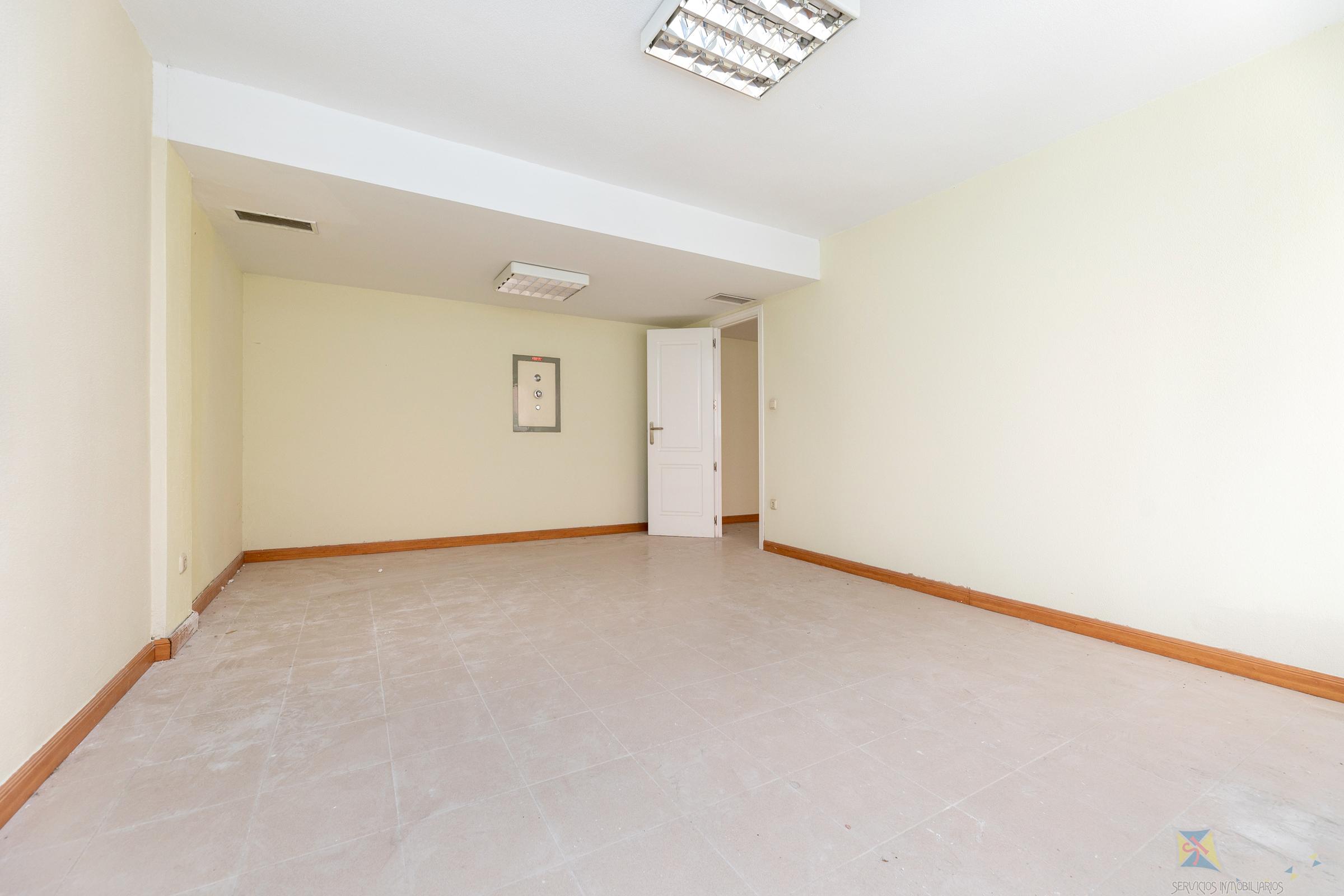 Venta de oficina en Granada