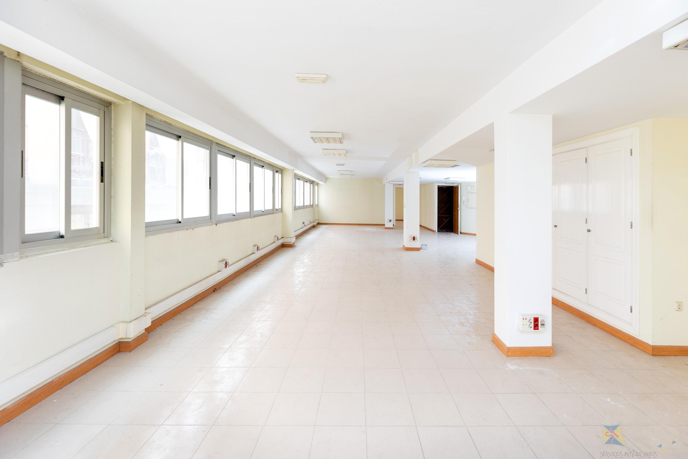 Venta de oficina en Granada