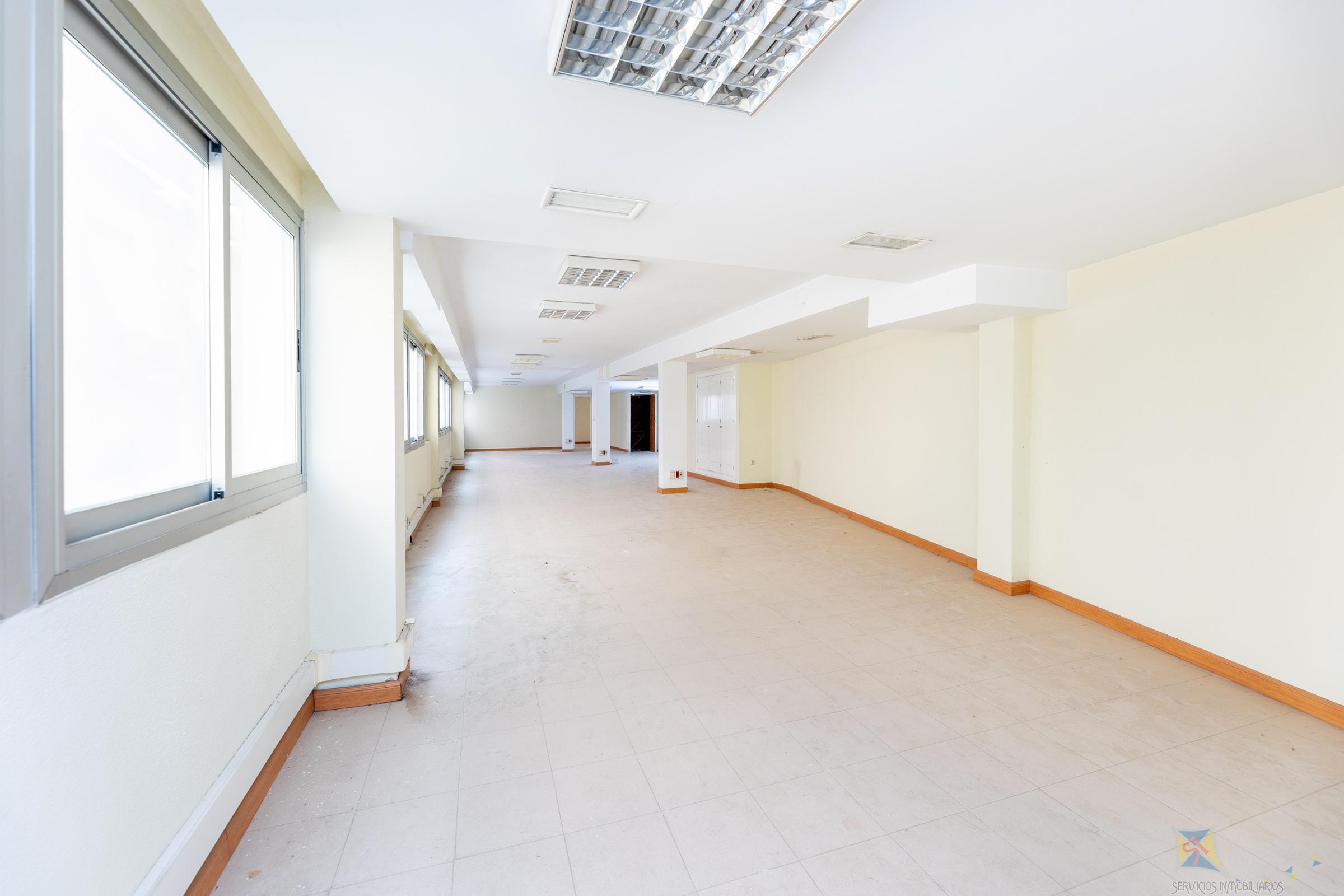 Venta de oficina en Granada