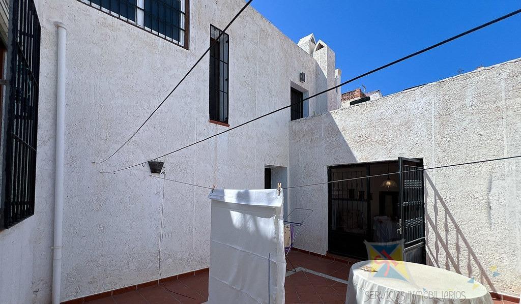 Venta de chalet en Instincion