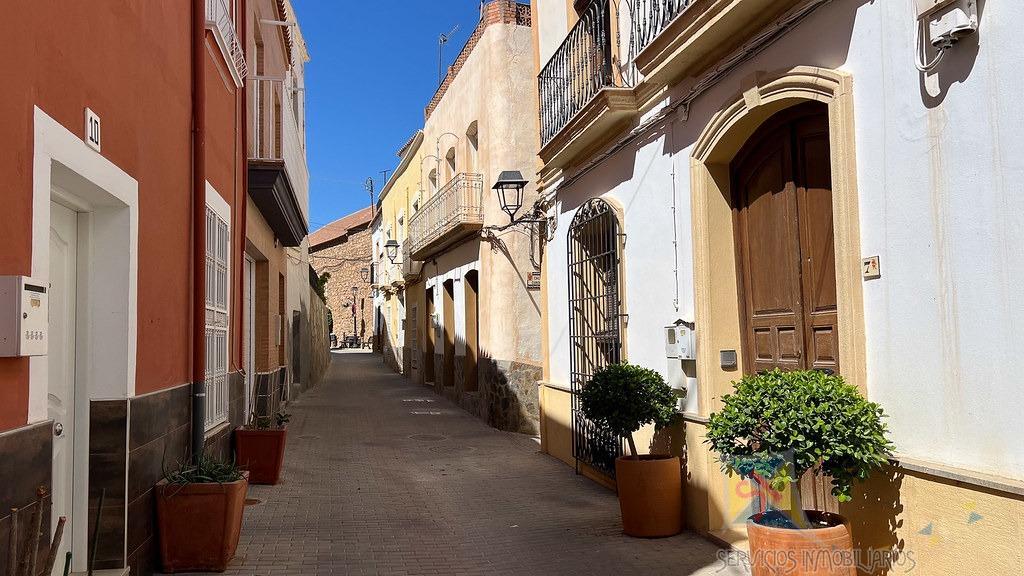 Venta de chalet en Instincion