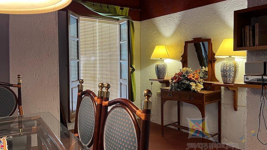 Venta de chalet en Instincion