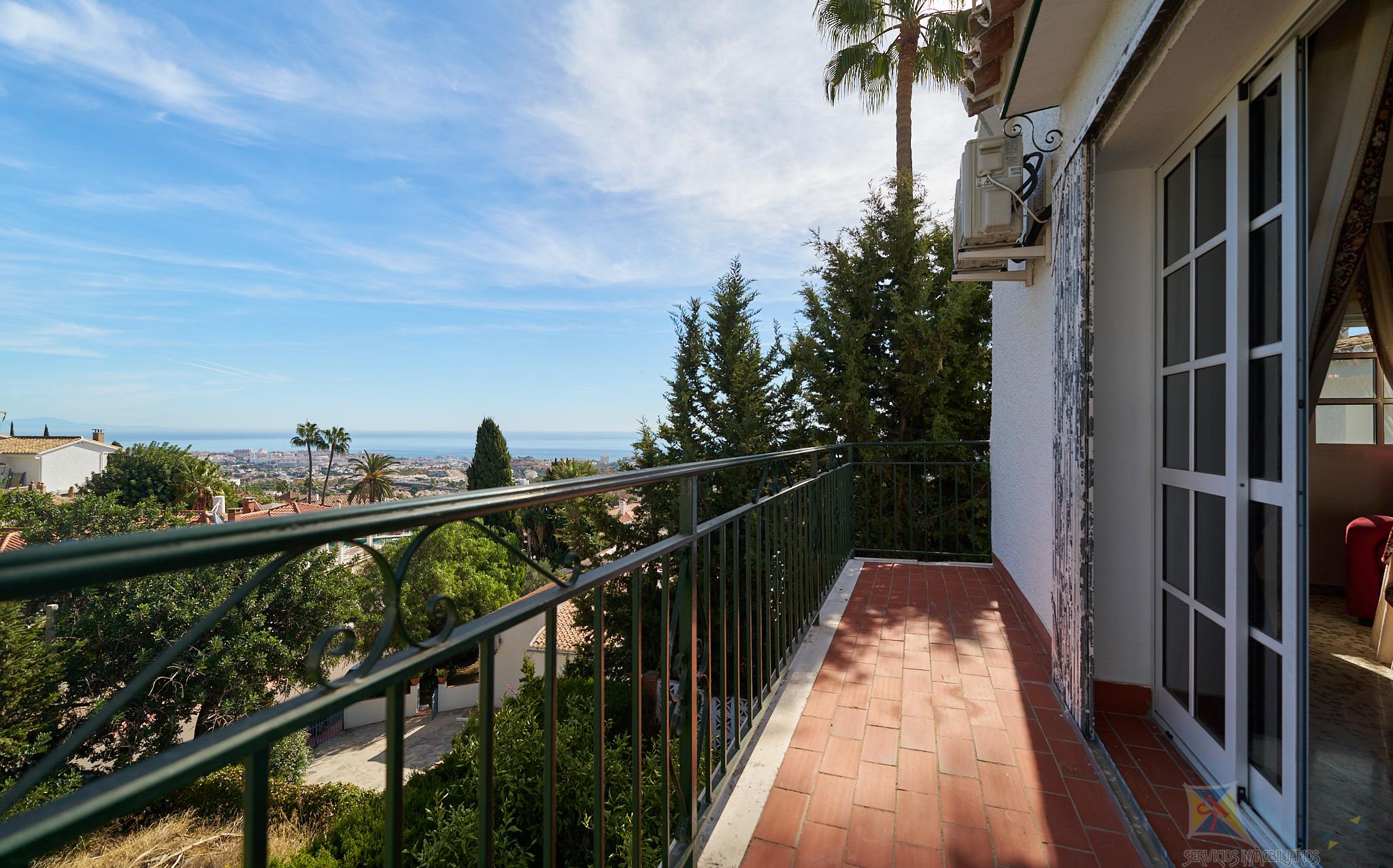 Venta de villa en Benalmádena
