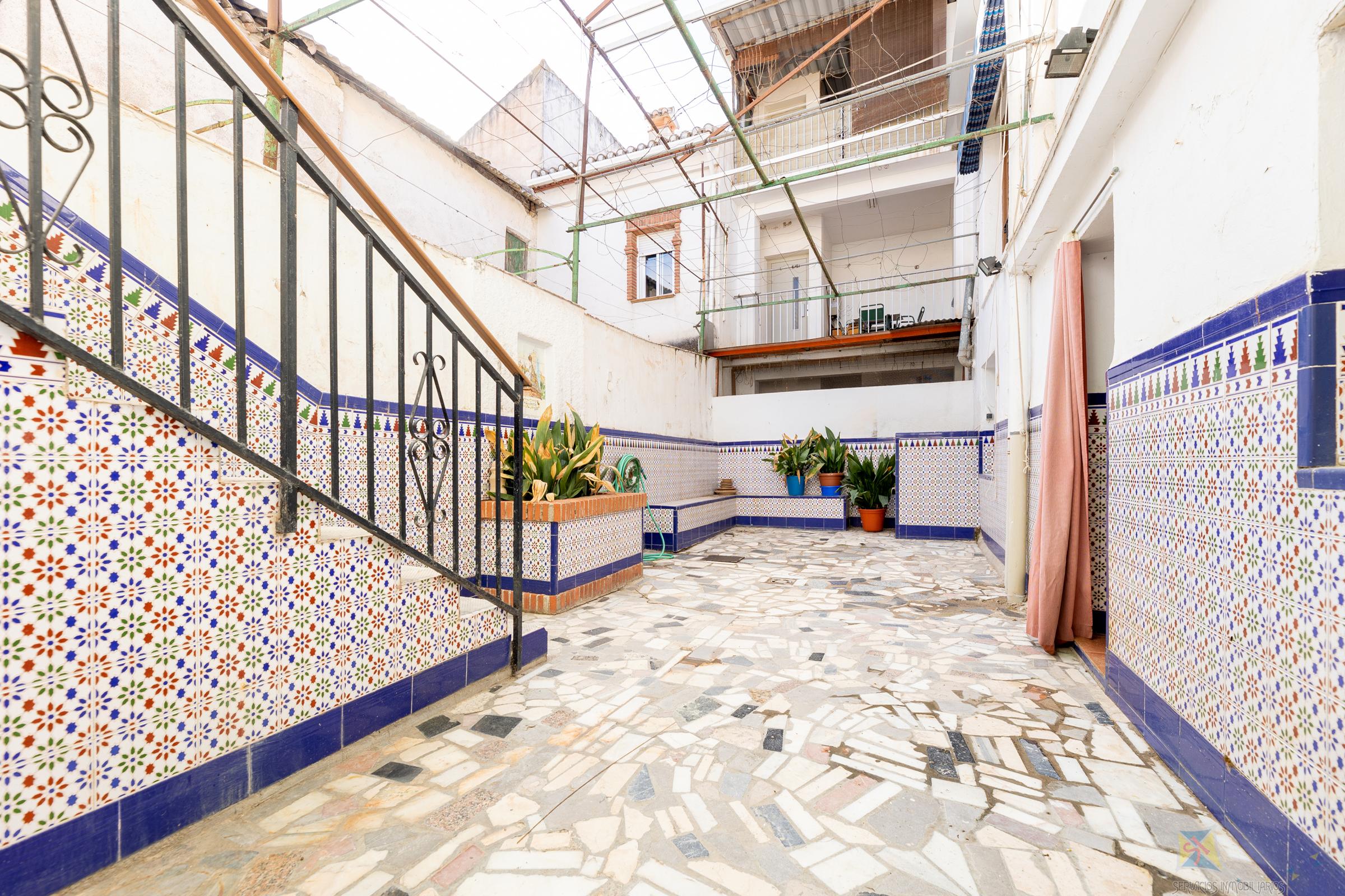 Venta de cortijo en Granada