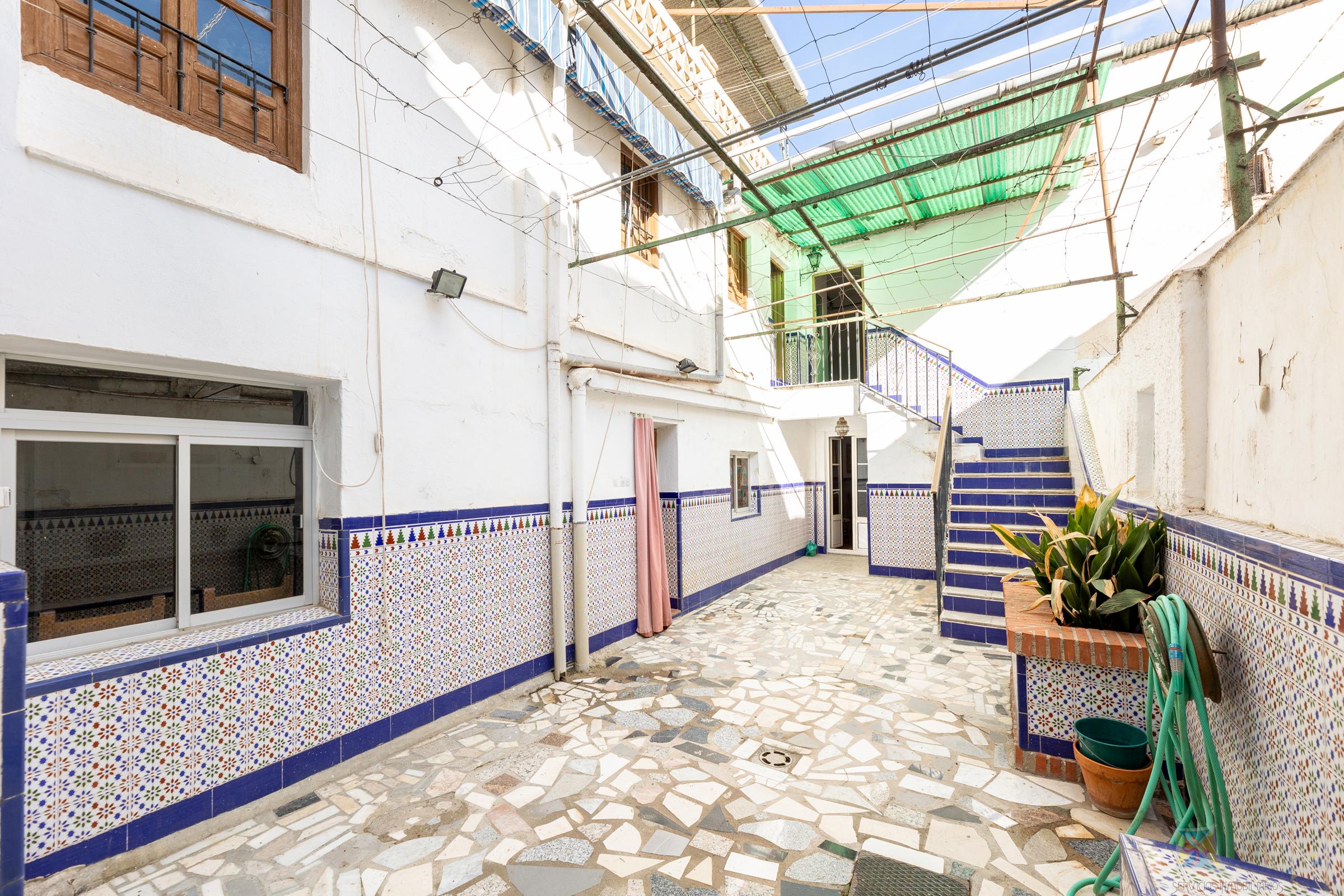 Venta de cortijo en Granada