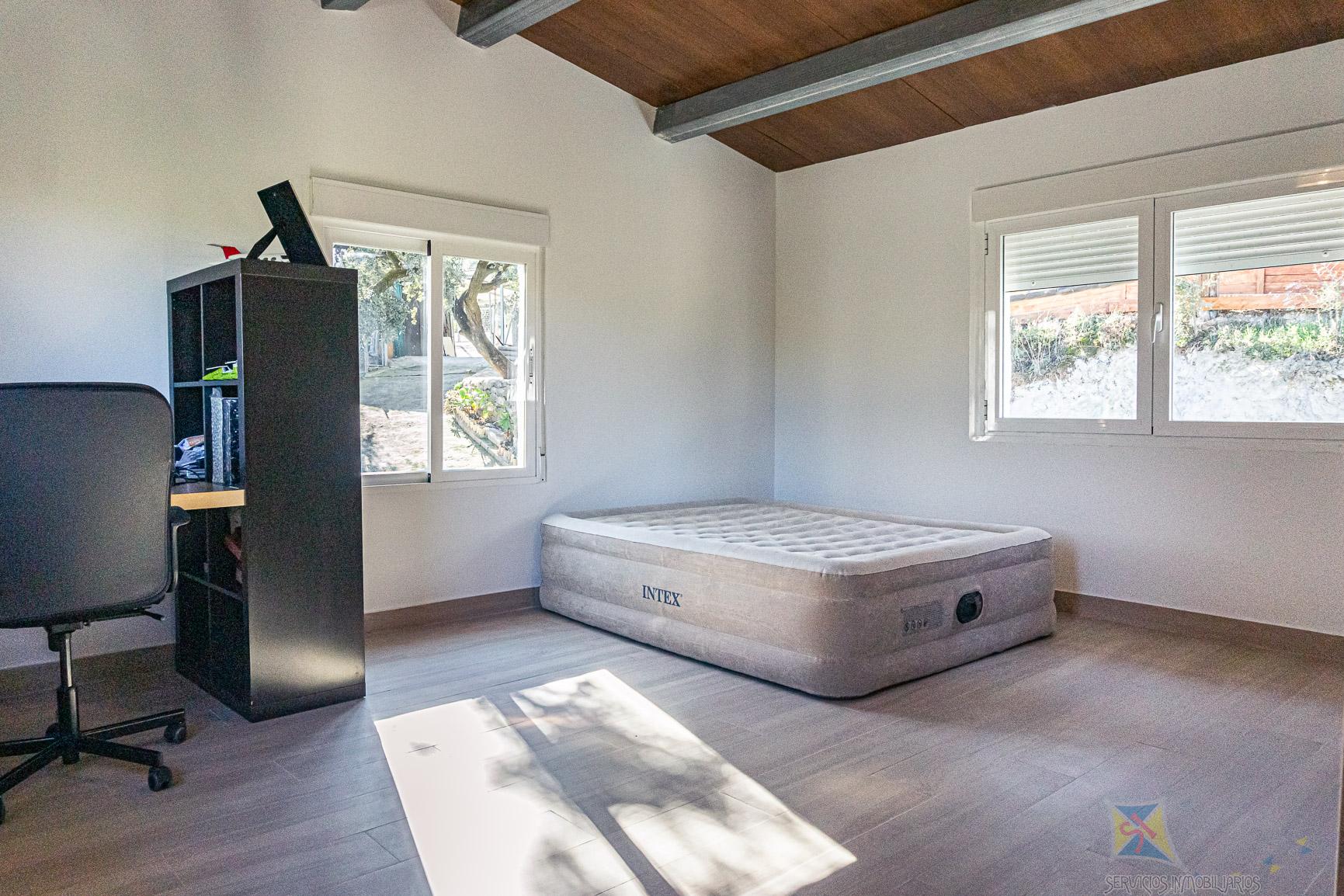 Venta de cortijo en Castillo de Locubin