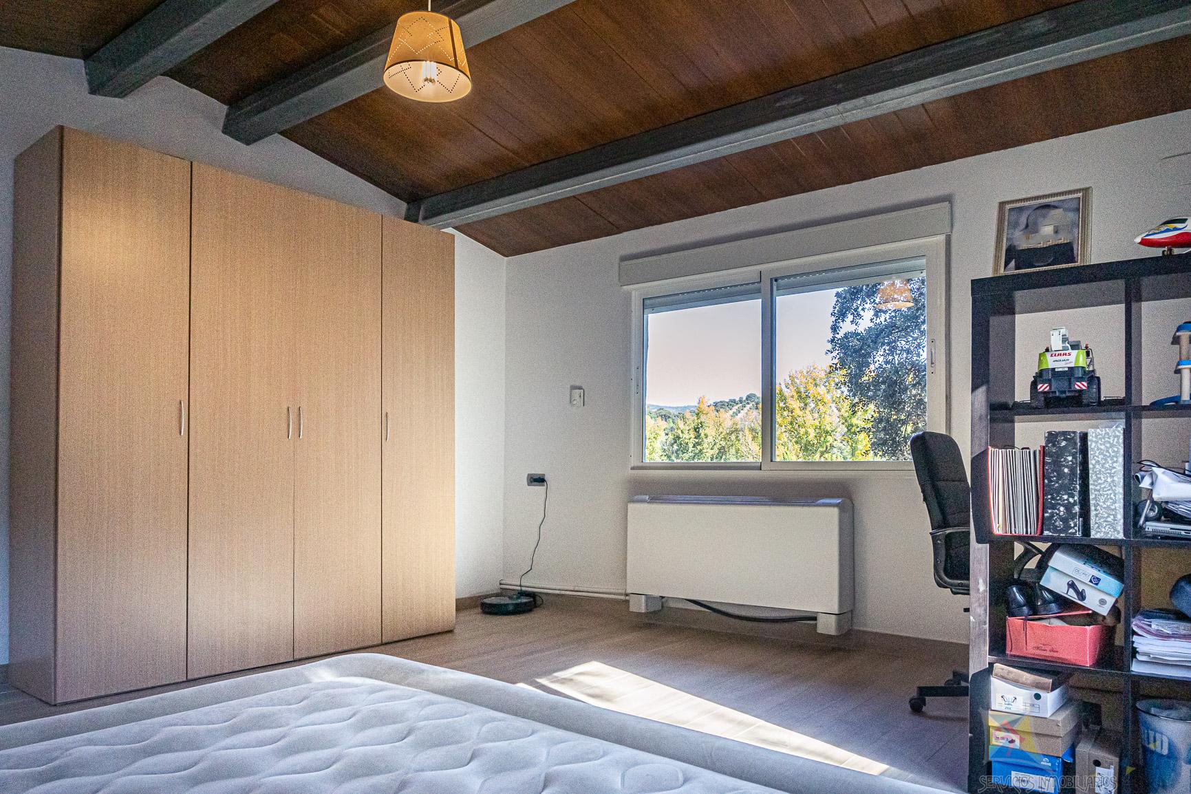 Venta de cortijo en Castillo de Locubin