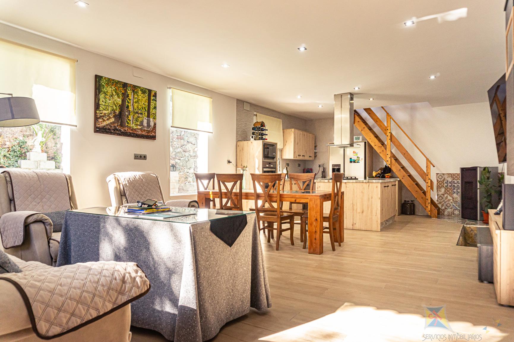 Venta de cortijo en Castillo de Locubin