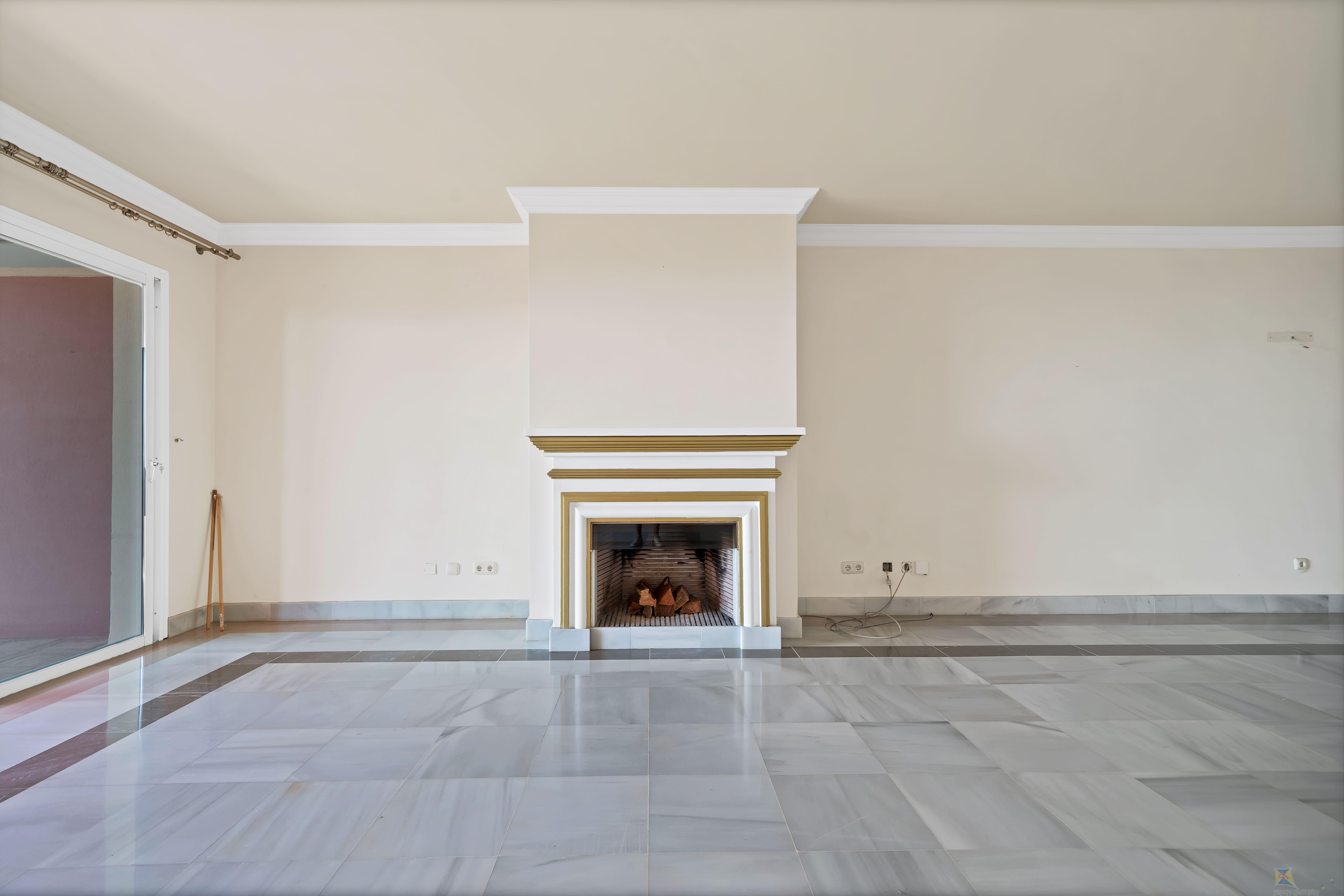 Venta de apartamento en Benahavís