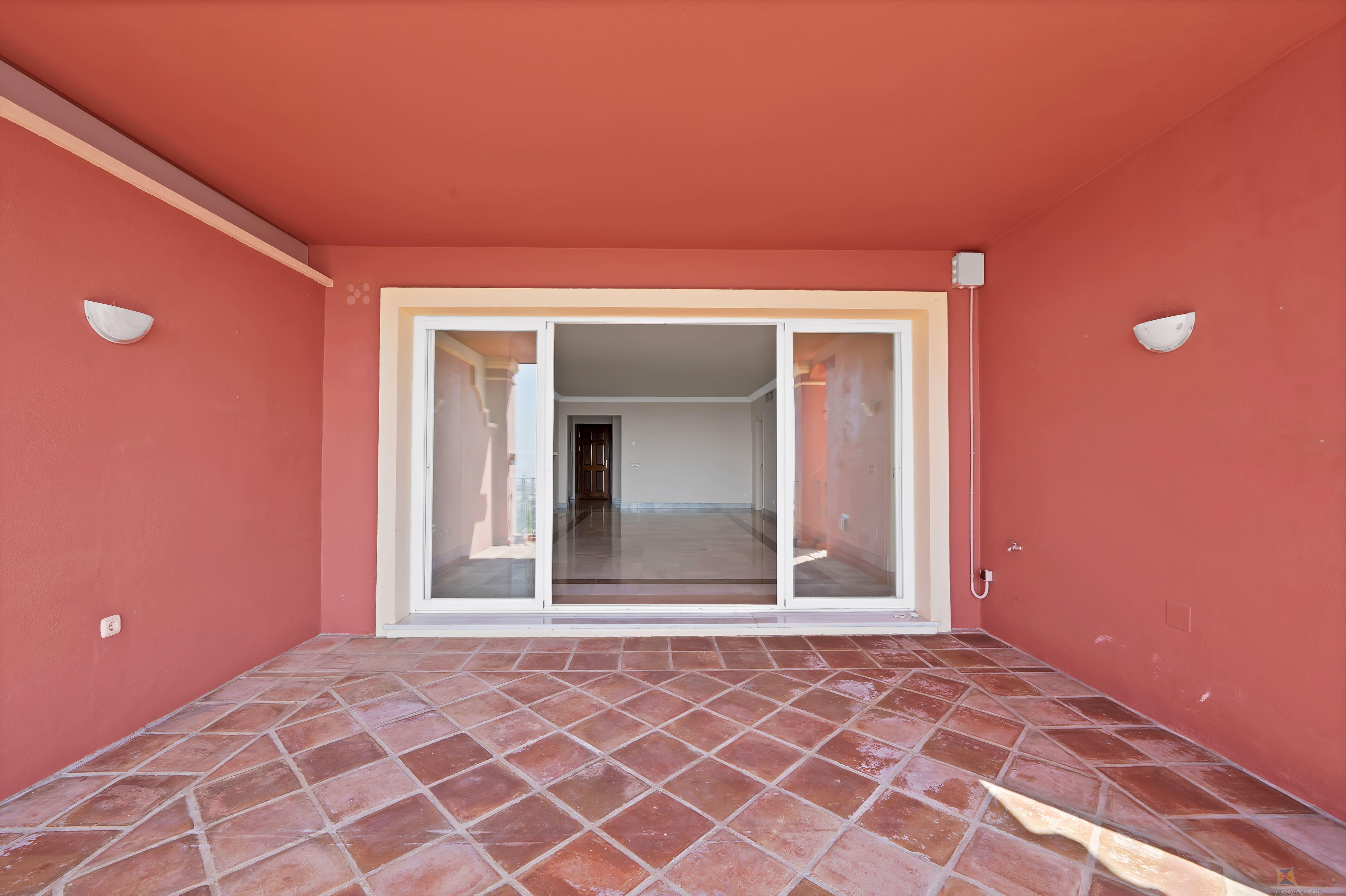 Venta de apartamento en Benahavís