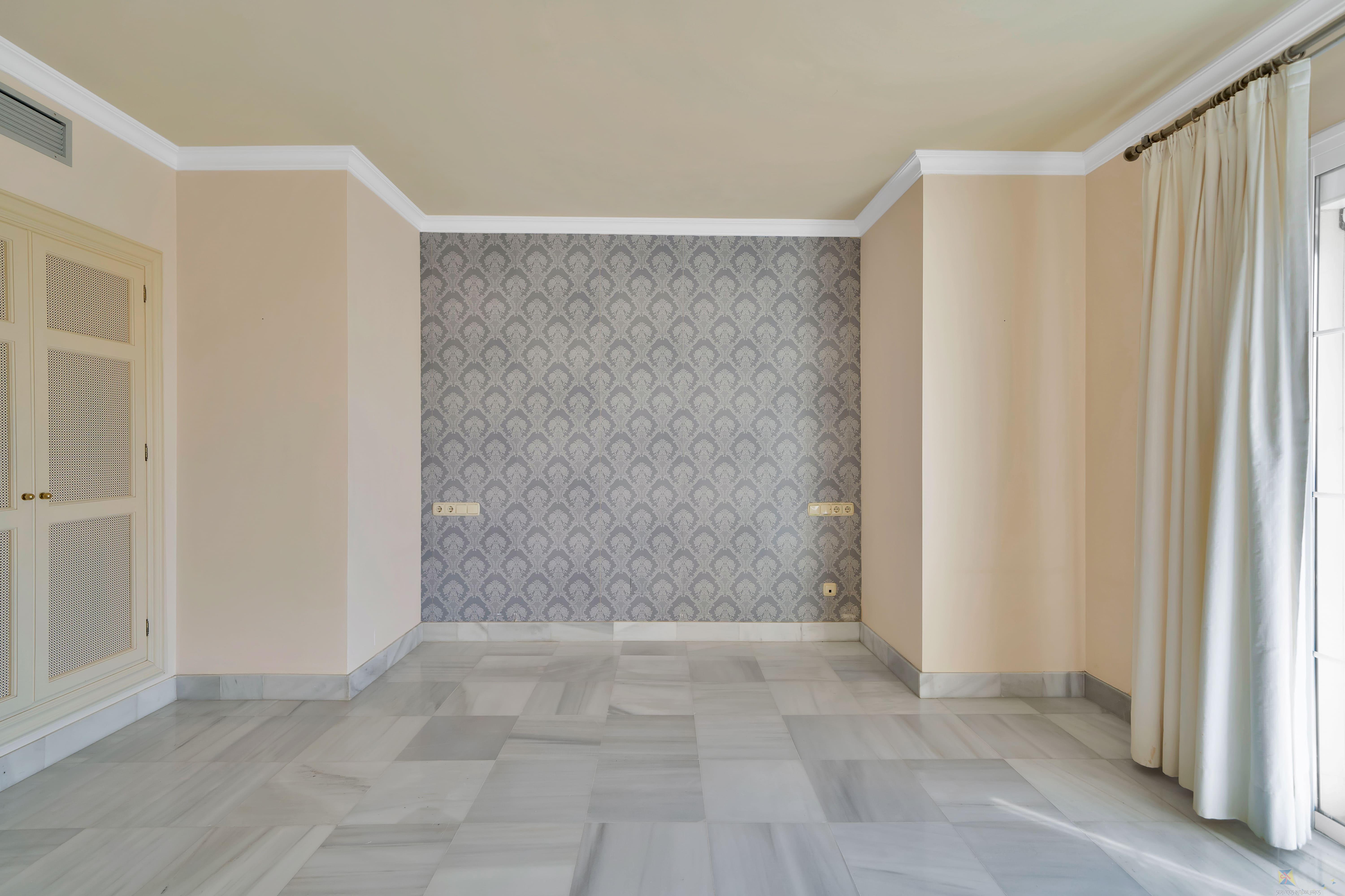 Venta de apartamento en Benahavís