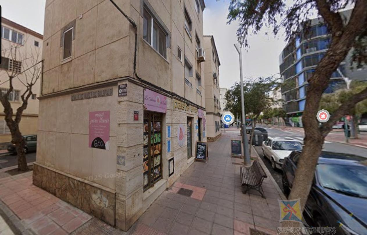 Venta de piso en Almería