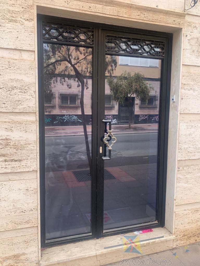 Venta de piso en Almería