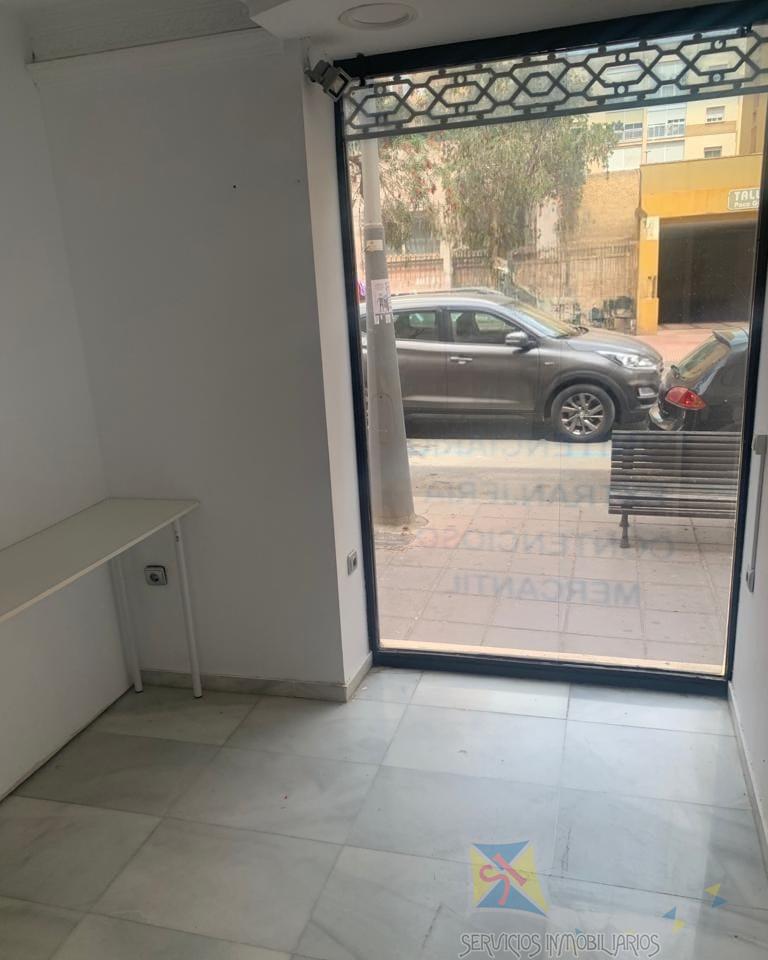 Venta de piso en Almería