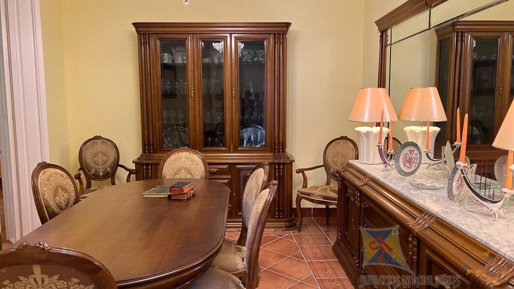 Venta de chalet en Instincion