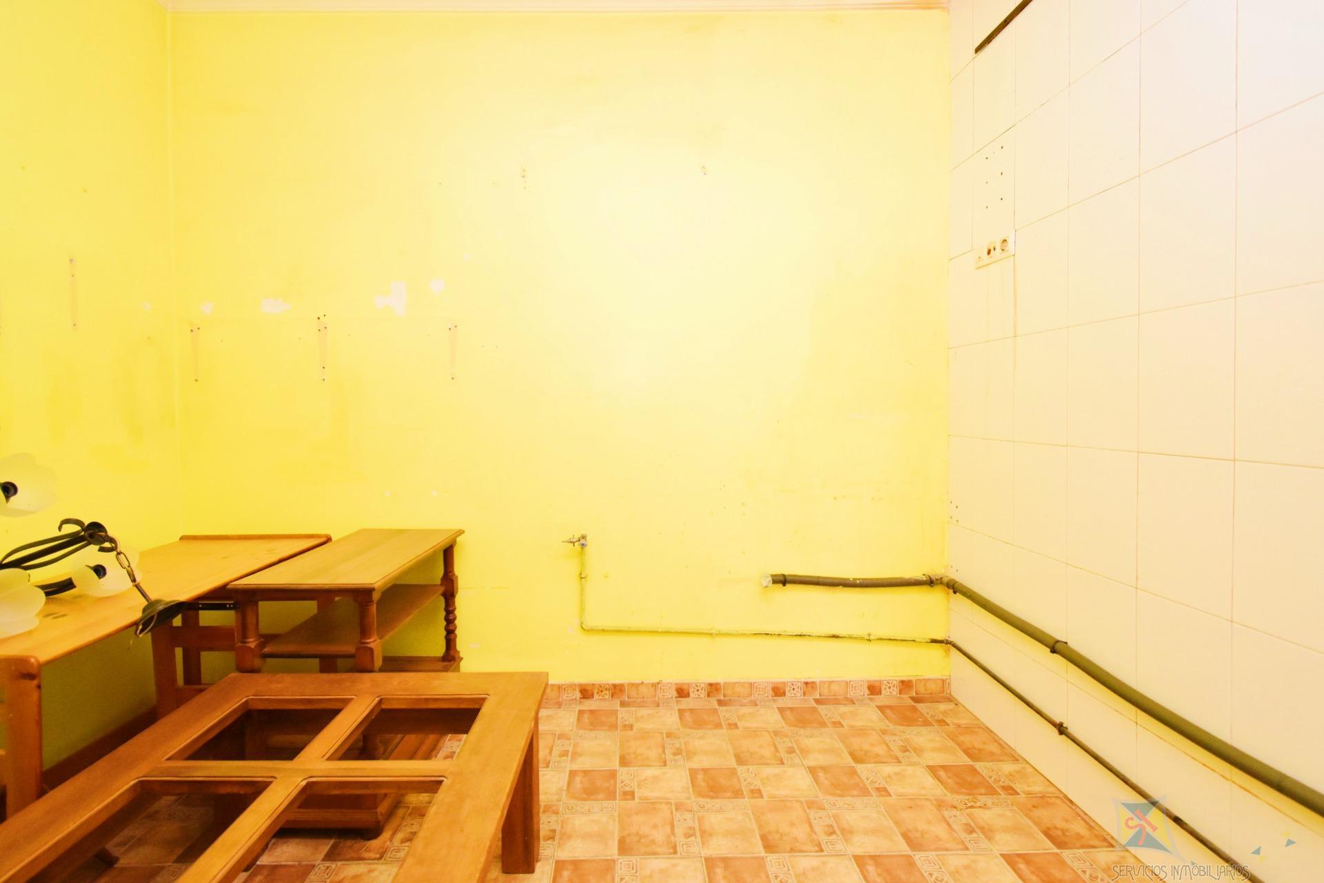 Venta de local en El Ejido