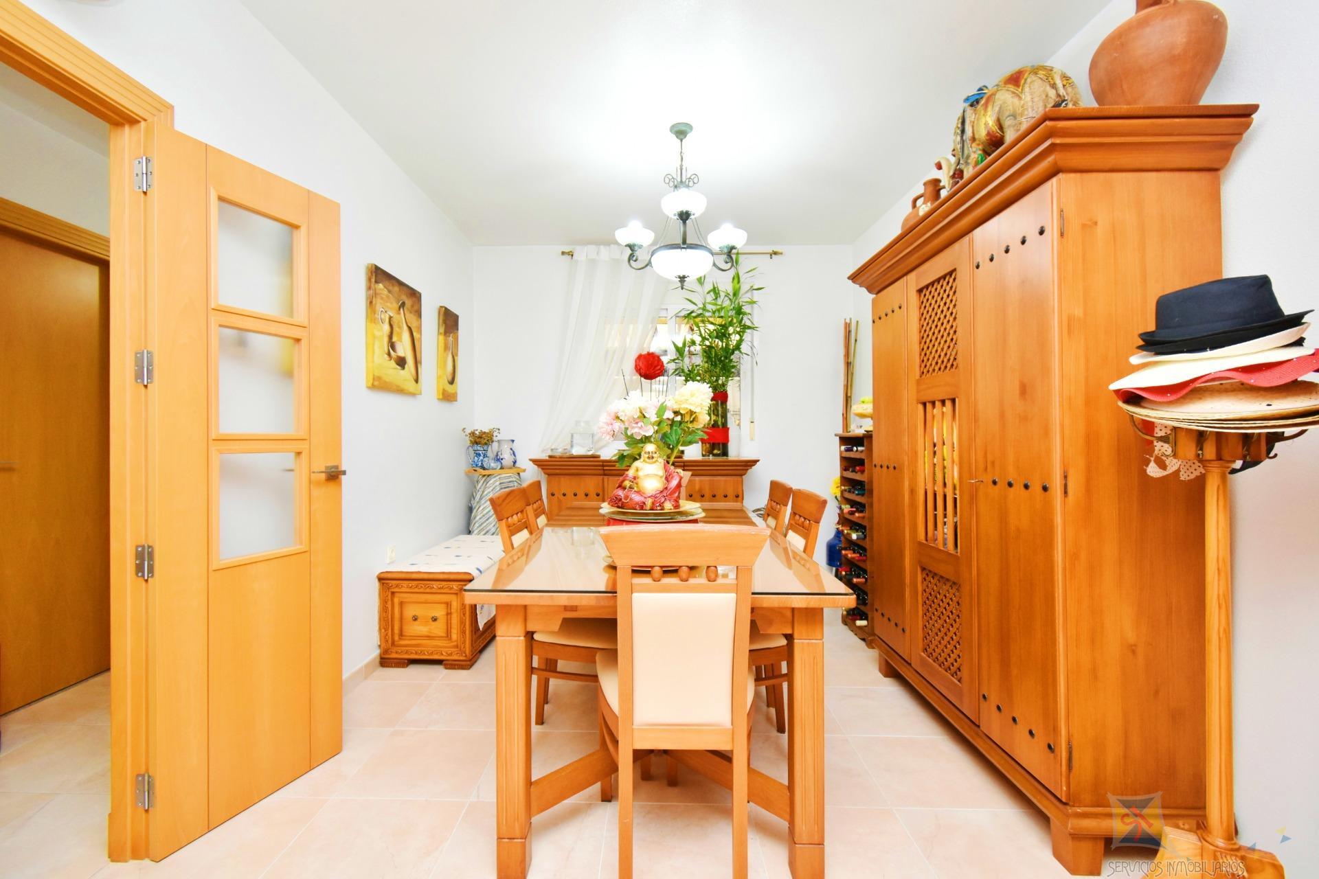 Venta de casa en Vícar