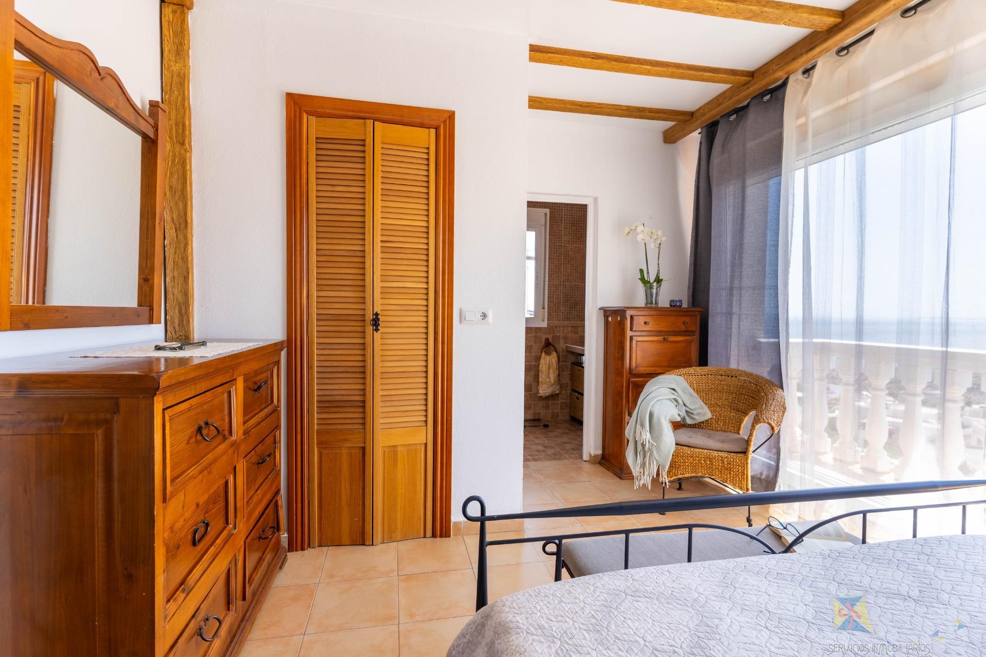 Venta de chalet en Aguadulce