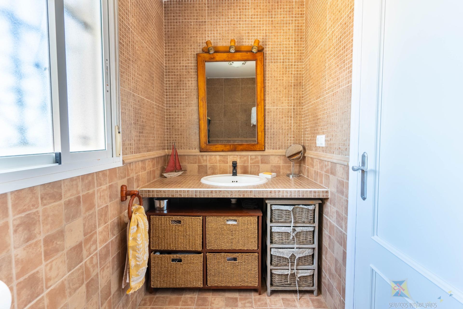 Venta de chalet en Aguadulce