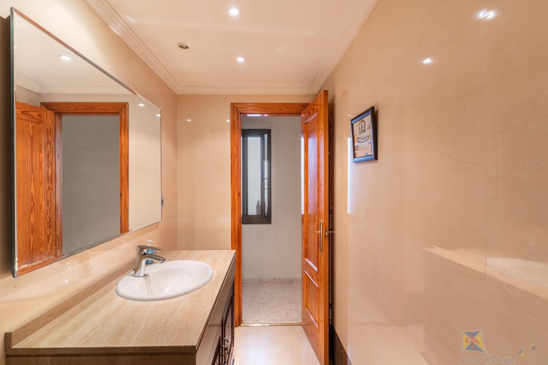 Venta de piso en Almería