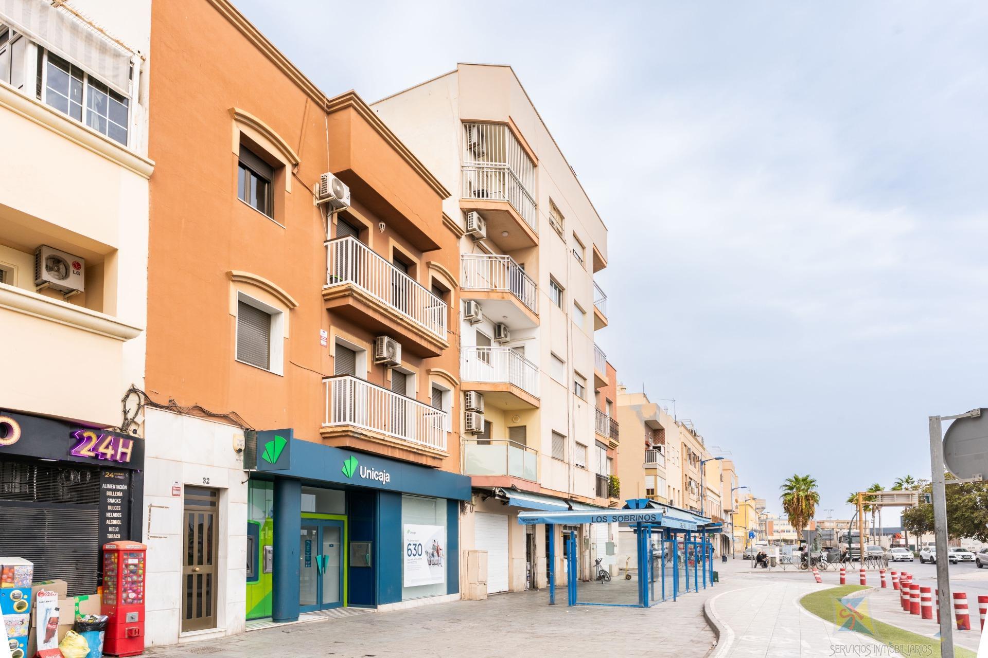 Venta de piso en Almería