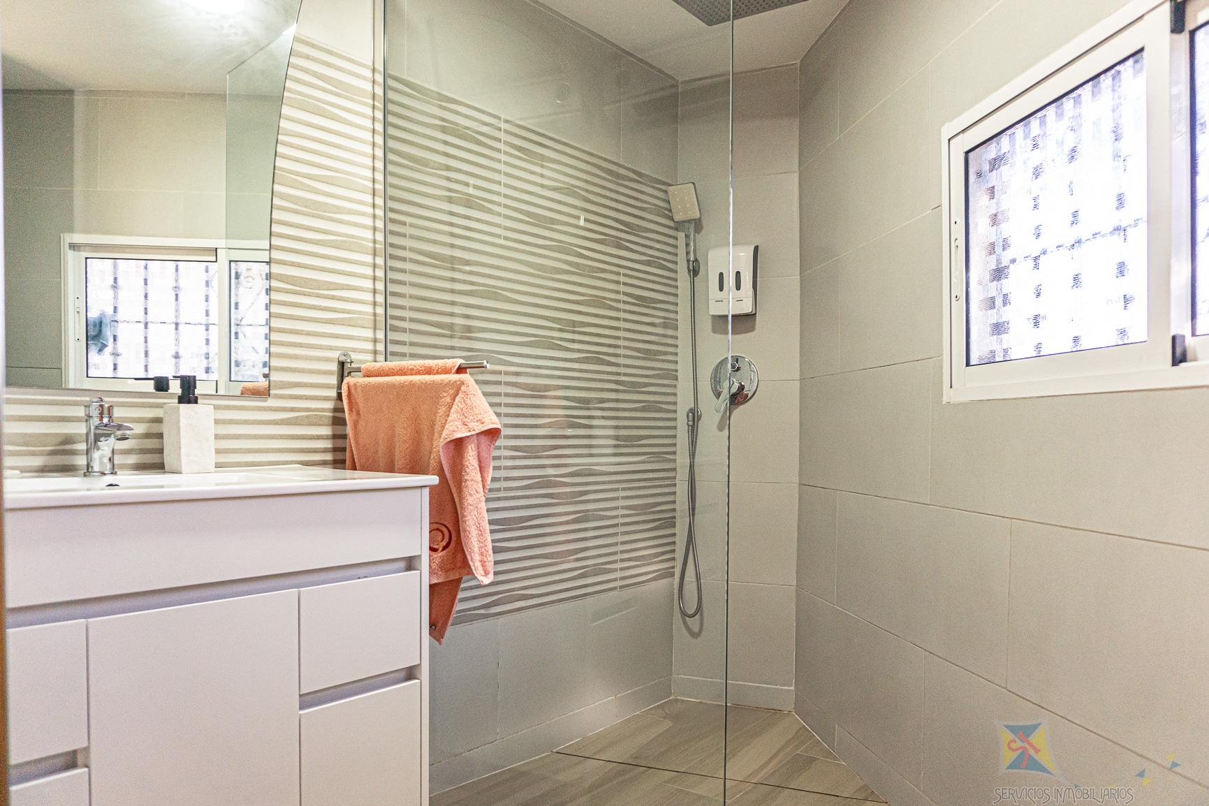 Venta de cortijo en Castillo de Locubin