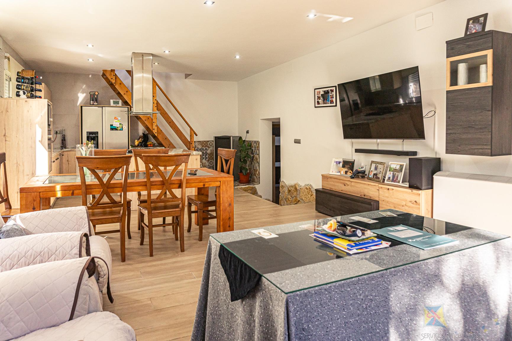 Venta de cortijo en Castillo de Locubin