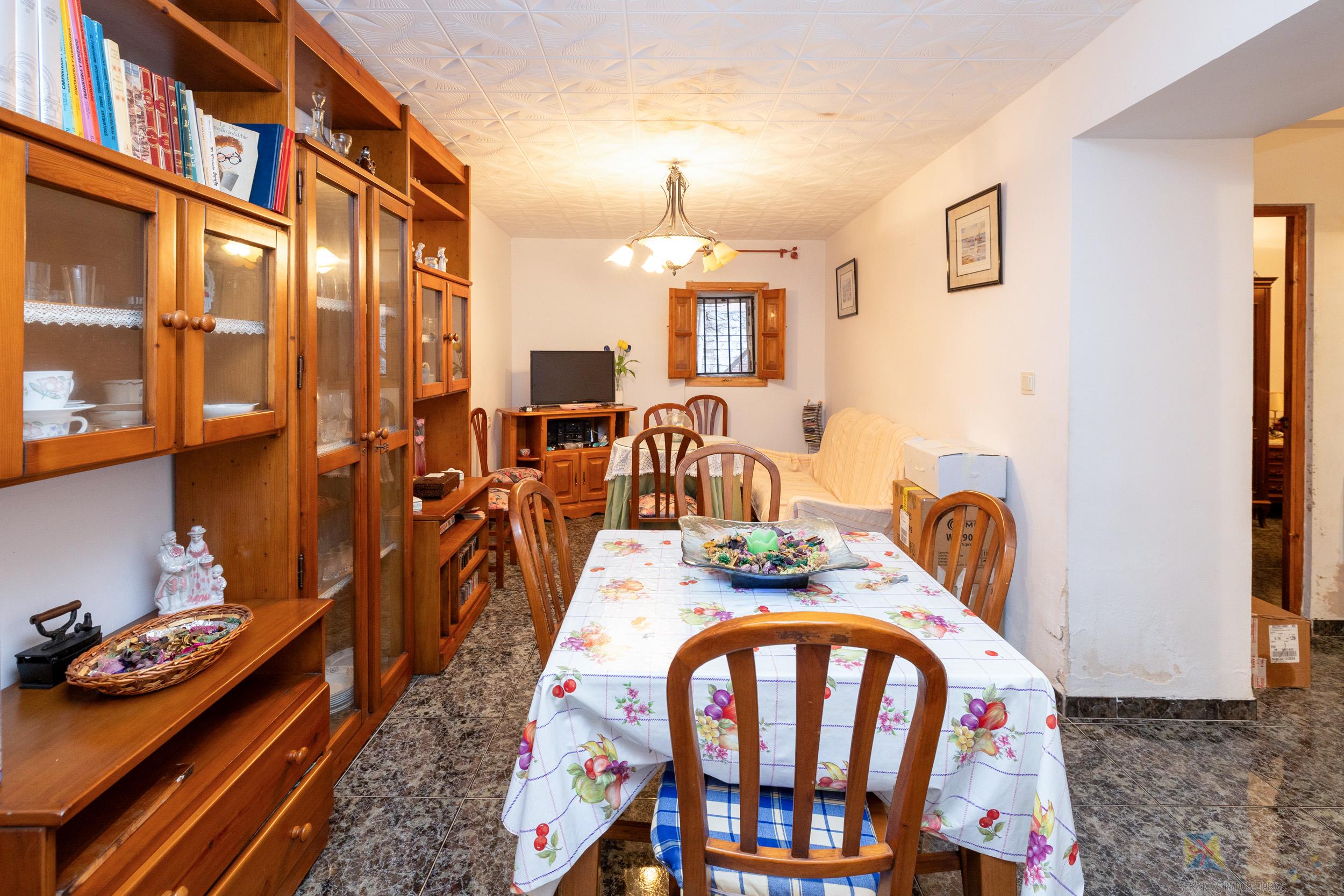 Venta de casa en Lanjaron