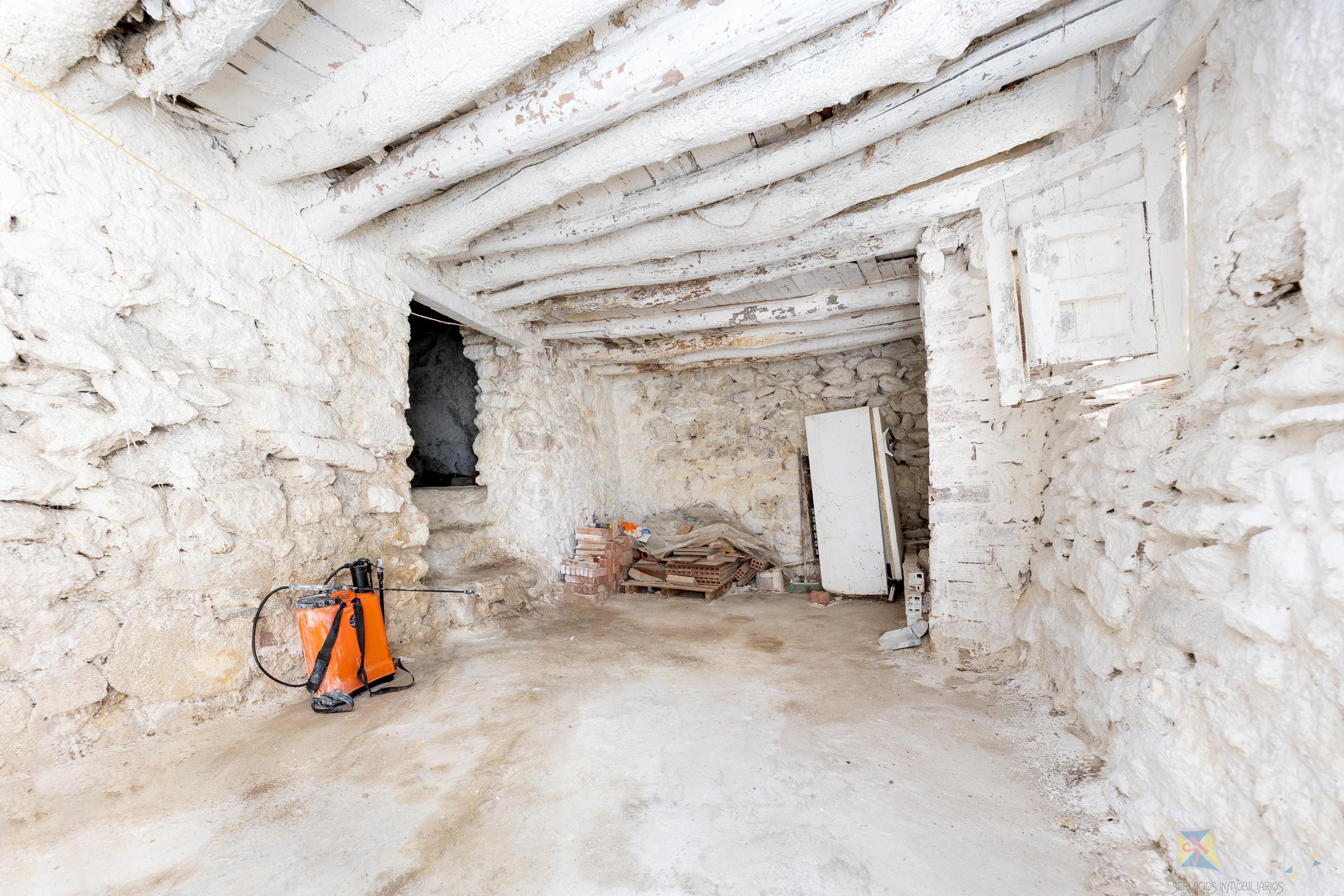 Venta de casa en Alhama de Granada