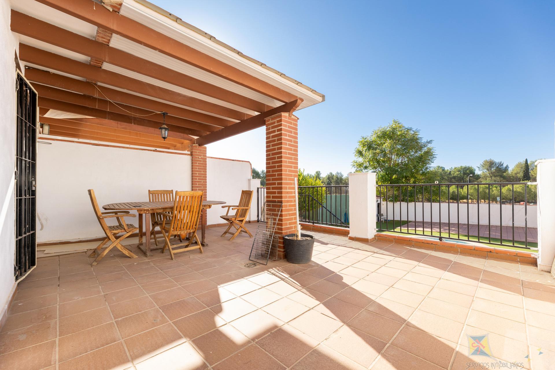 Venta de casa en Atarfe