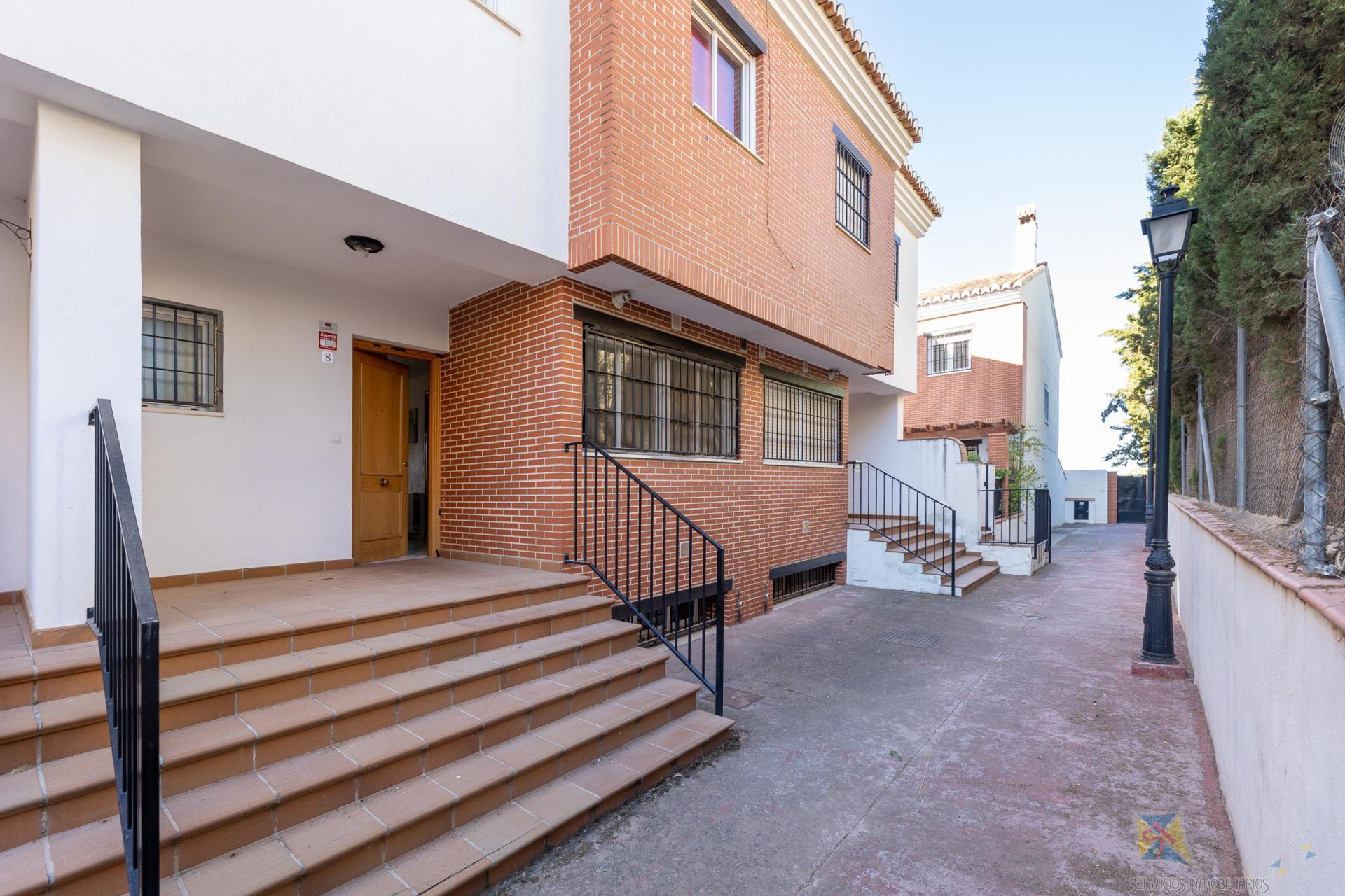 Venta de casa en Atarfe