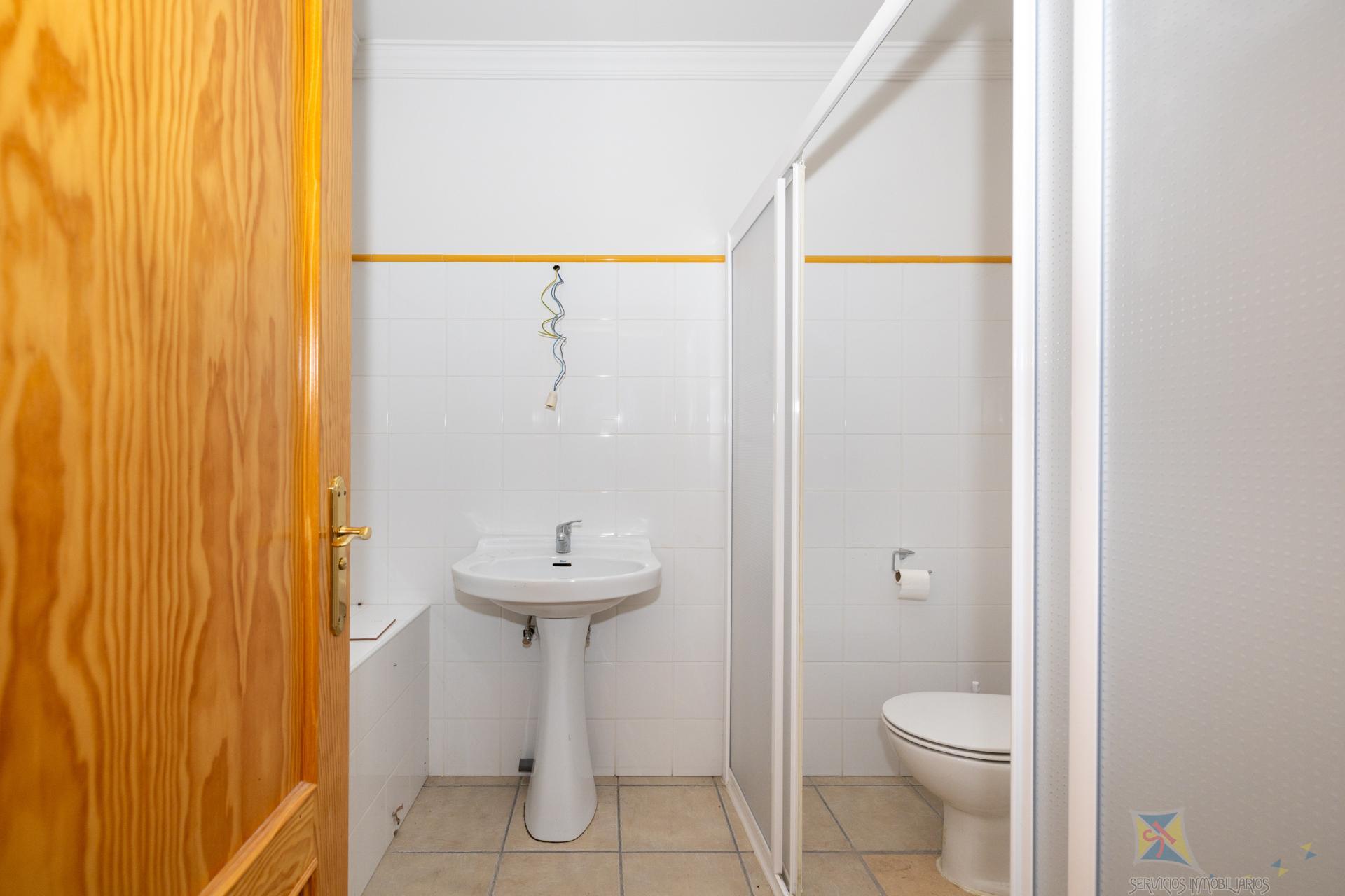 Venta de local en Lanjaron