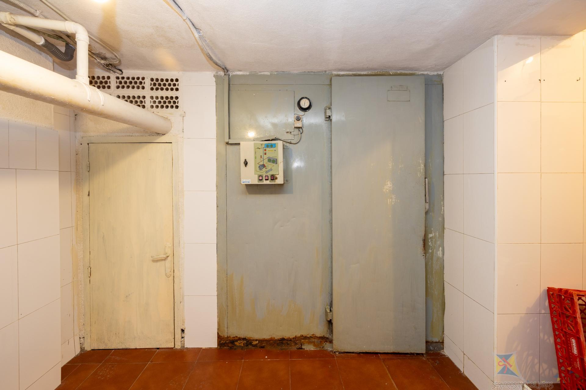 Venta de local en Motril