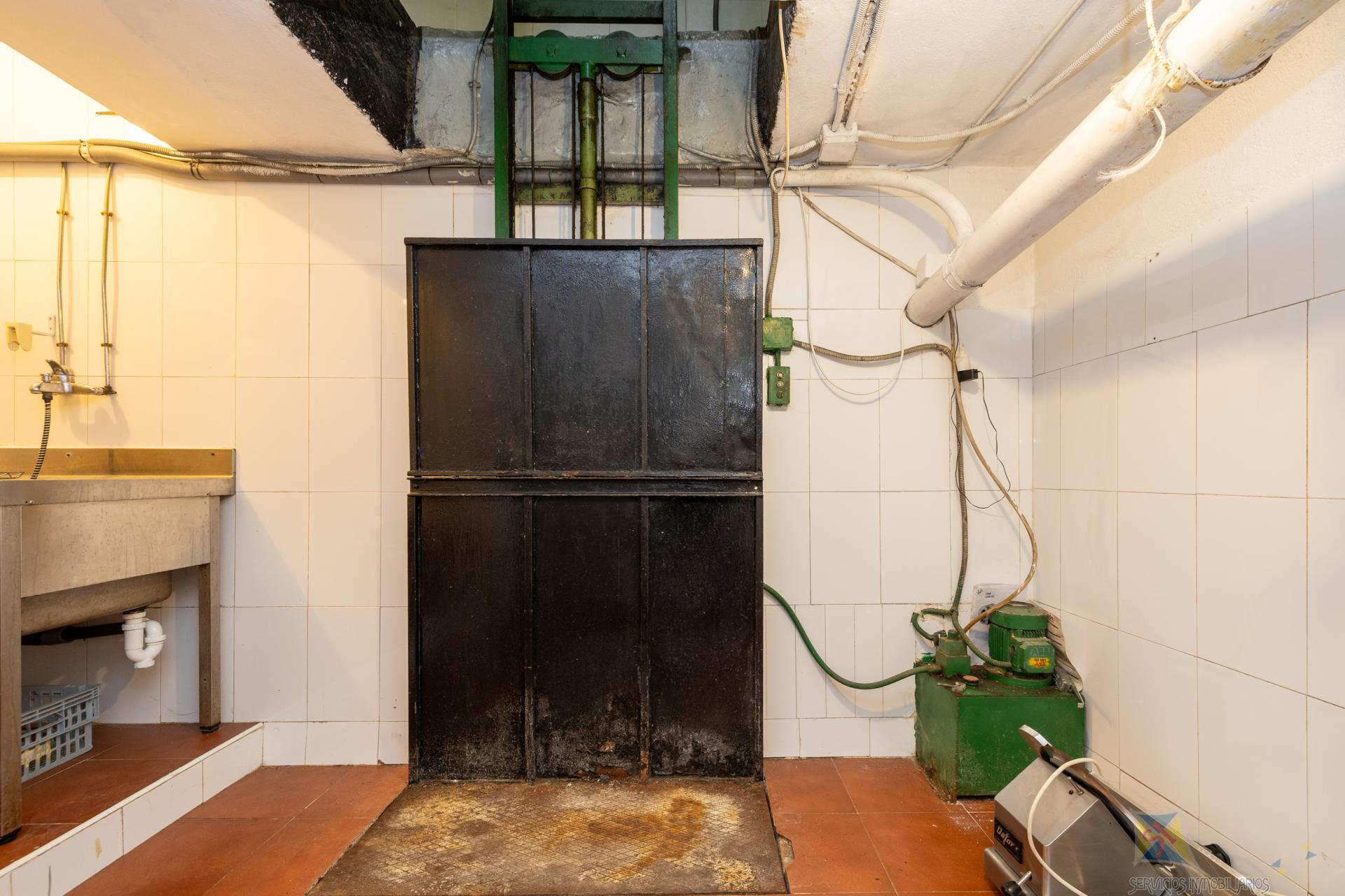 Venta de local en Motril